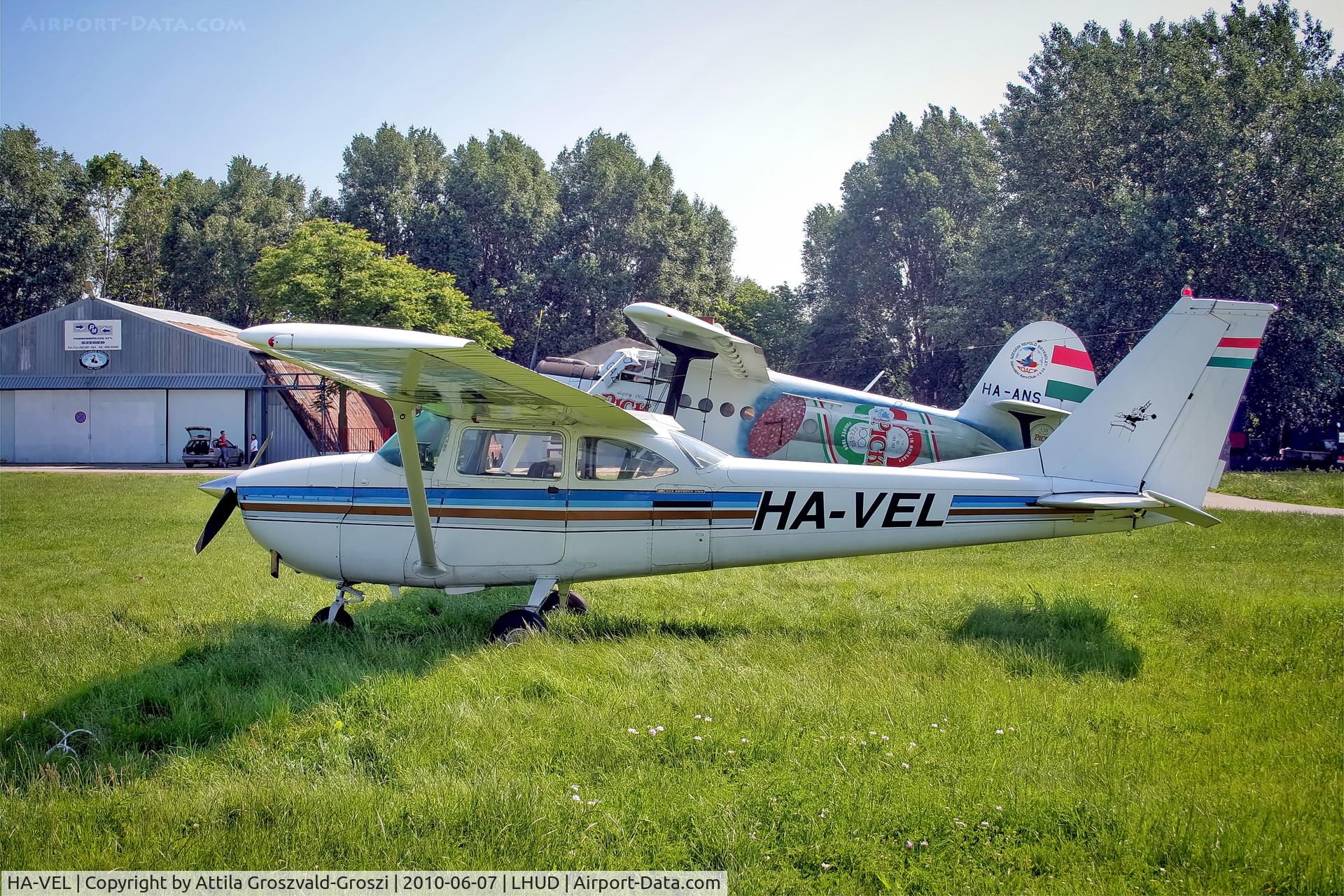 HA-VEL, 1969 Reims F172H Skyhawk C/N 0534, LHUD - Szeged Airport, Hungary