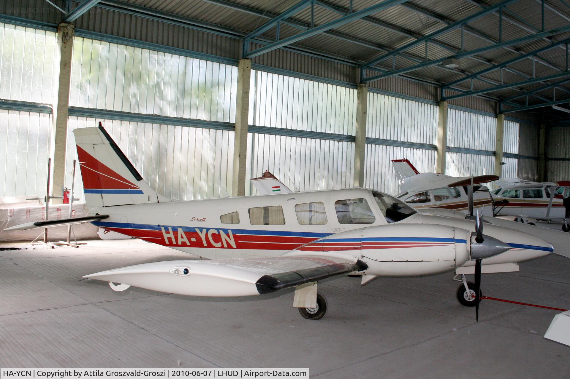 HA-YCN, 1981 Piper PA-34-220T Seneca III C/N 34-8133150, LHUD - Szeged Airport, Hungary