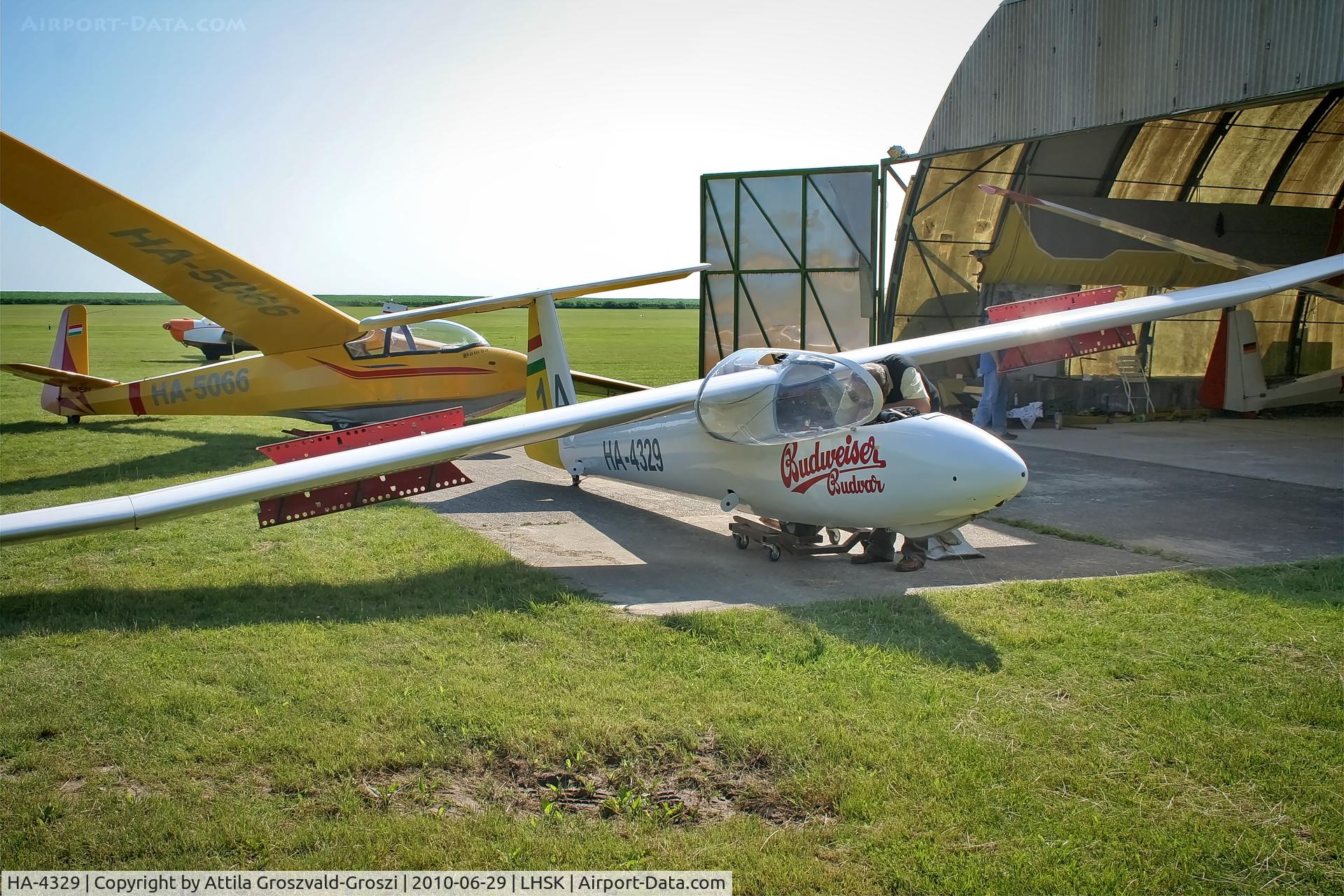 HA-4329, 1976 PZL-Bielsko SZD-30 Pirat C/N S-07.04, LHSK - Siófok-Kiliti Airport, Hungary