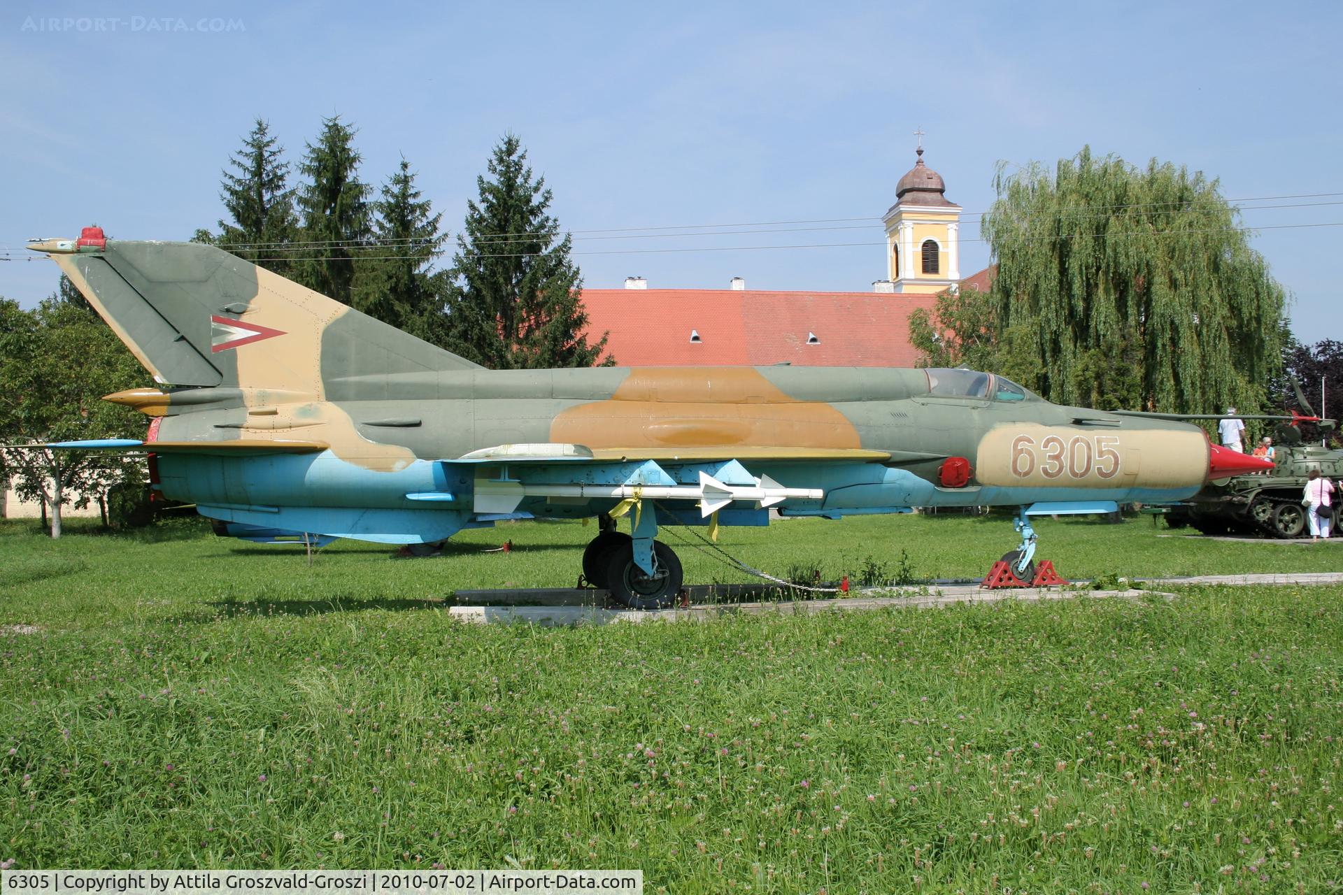 6305, Mikoyan-Gurevich MiG-21bis SAU C/N N75046305/2911, Nagyatád, Military Technical Park - Hungary