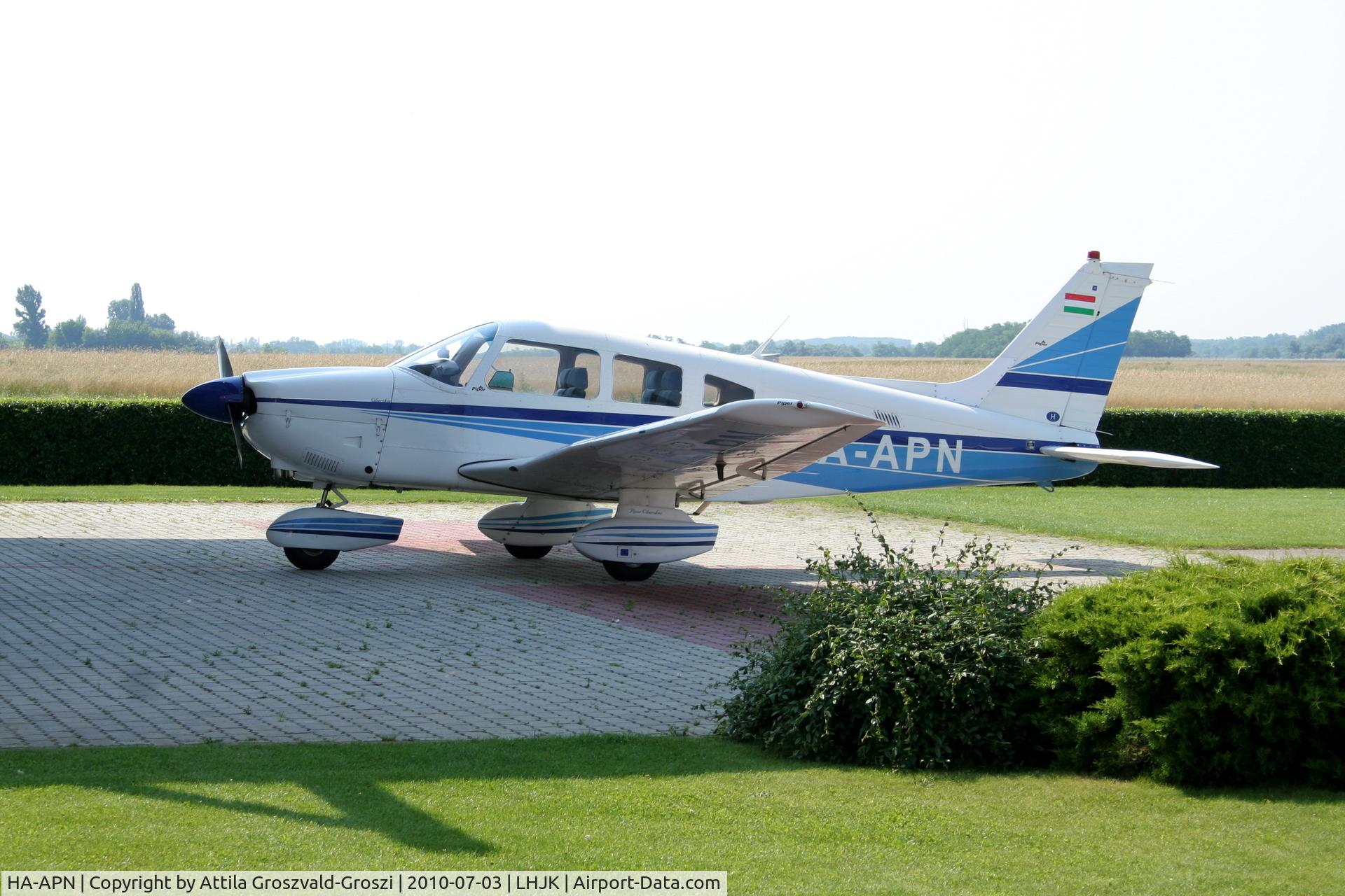 HA-APN, 1980 Piper PA-28-181 Cherokee Archer II C/N 28-8090277, LHJK - Jakabszállás Airport, Hungary