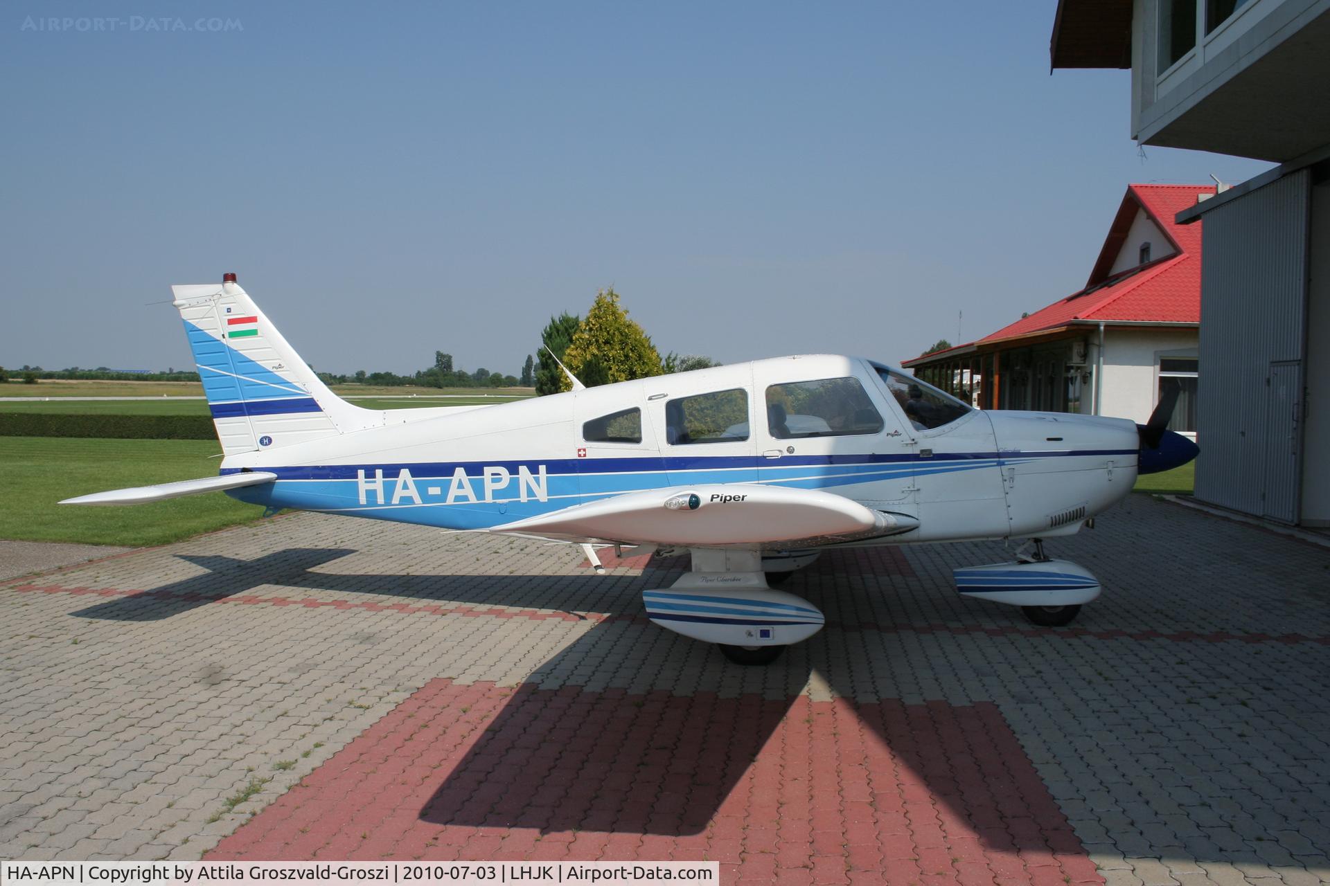 HA-APN, 1980 Piper PA-28-181 Cherokee Archer II C/N 28-8090277, LHJK - Jakabszállás Airport, Hungary