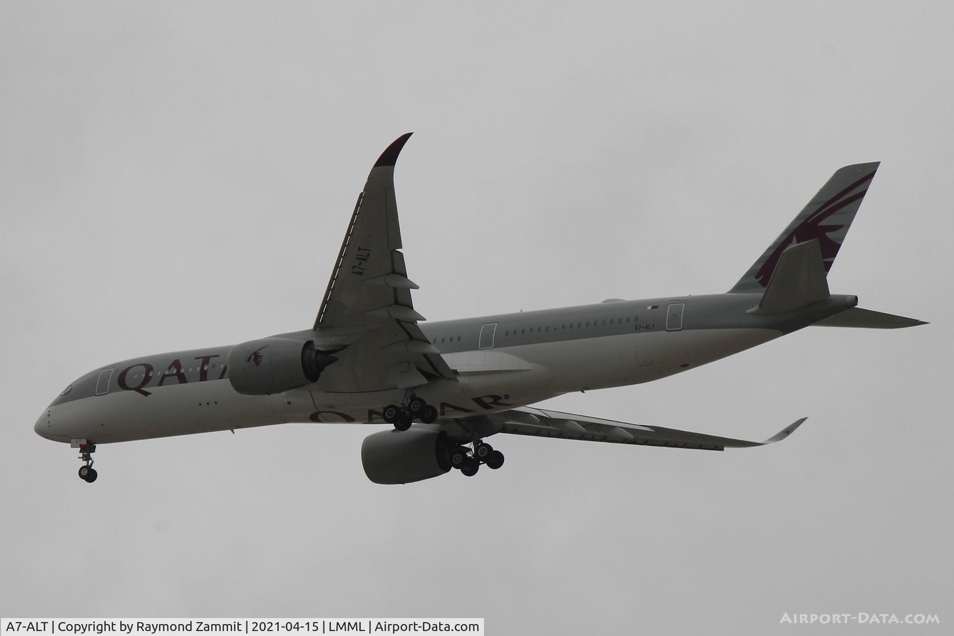 A7-ALT, 2017 Airbus A350-941 C/N 090, A350 Dreamliner A7-ALT Qatar Airways