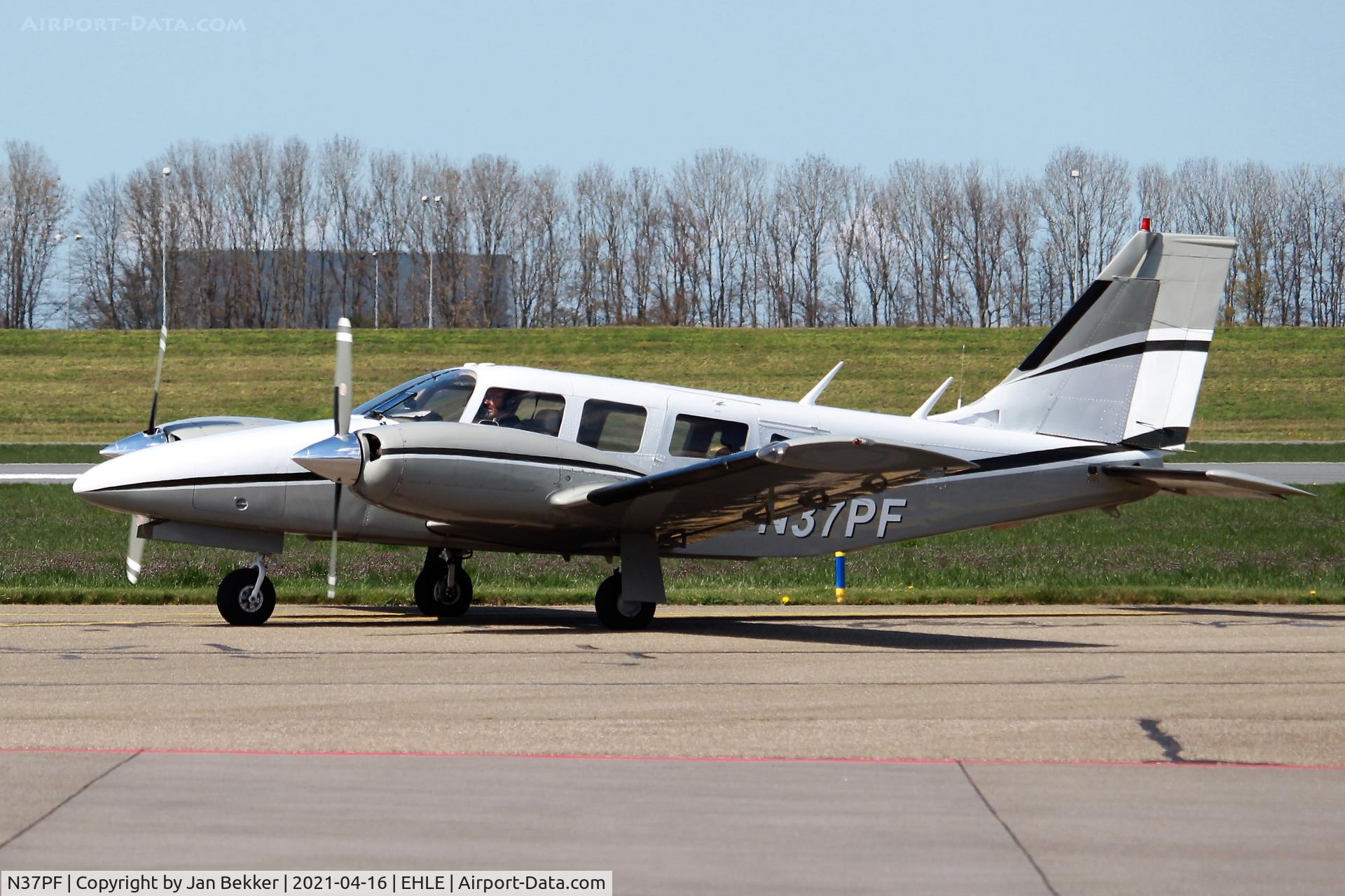 N37PF, 1980 Piper PA-34-200T C/N 34-8070359, Lelystad Airport