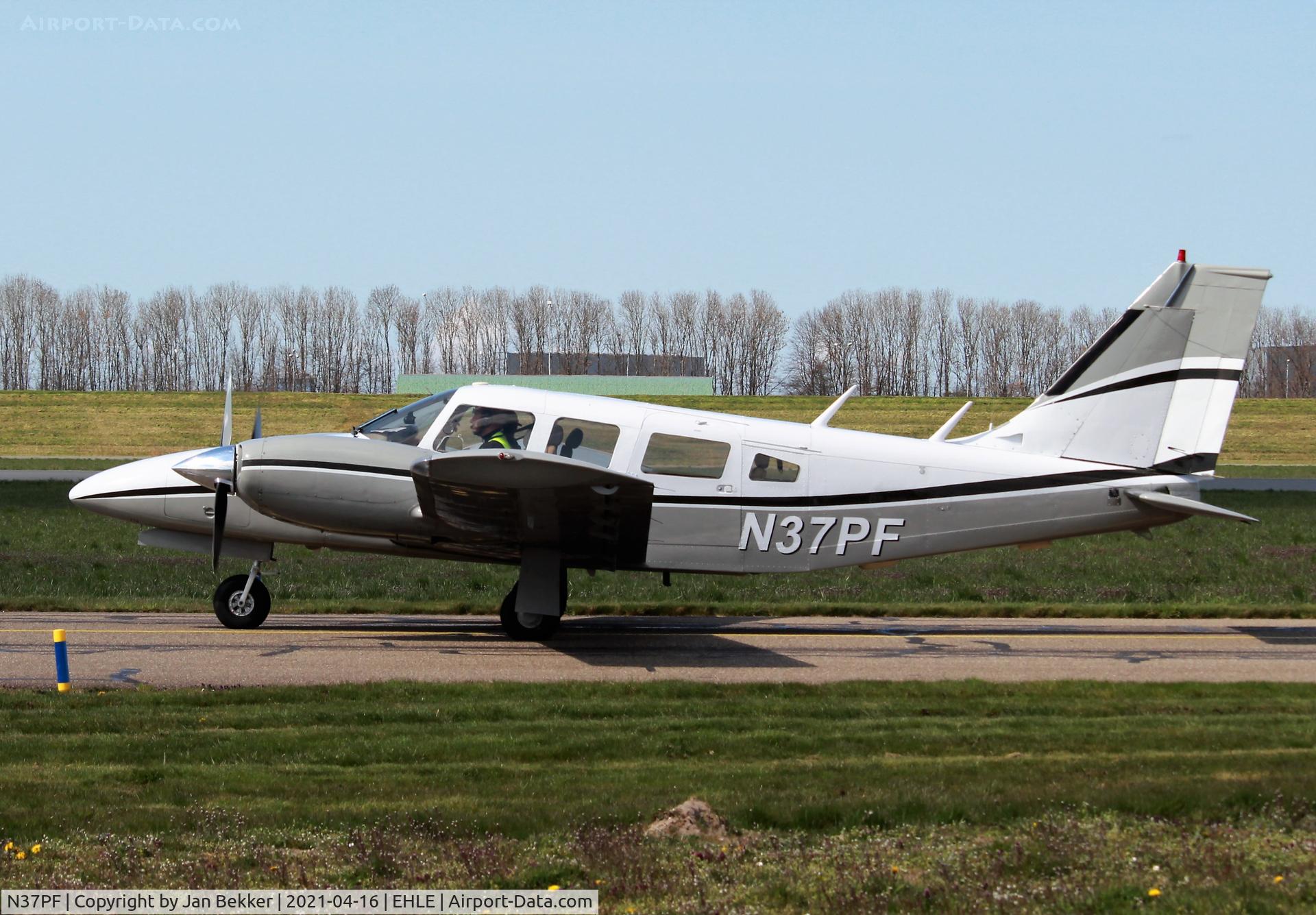 N37PF, 1980 Piper PA-34-200T C/N 34-8070359, Lelystad Airport