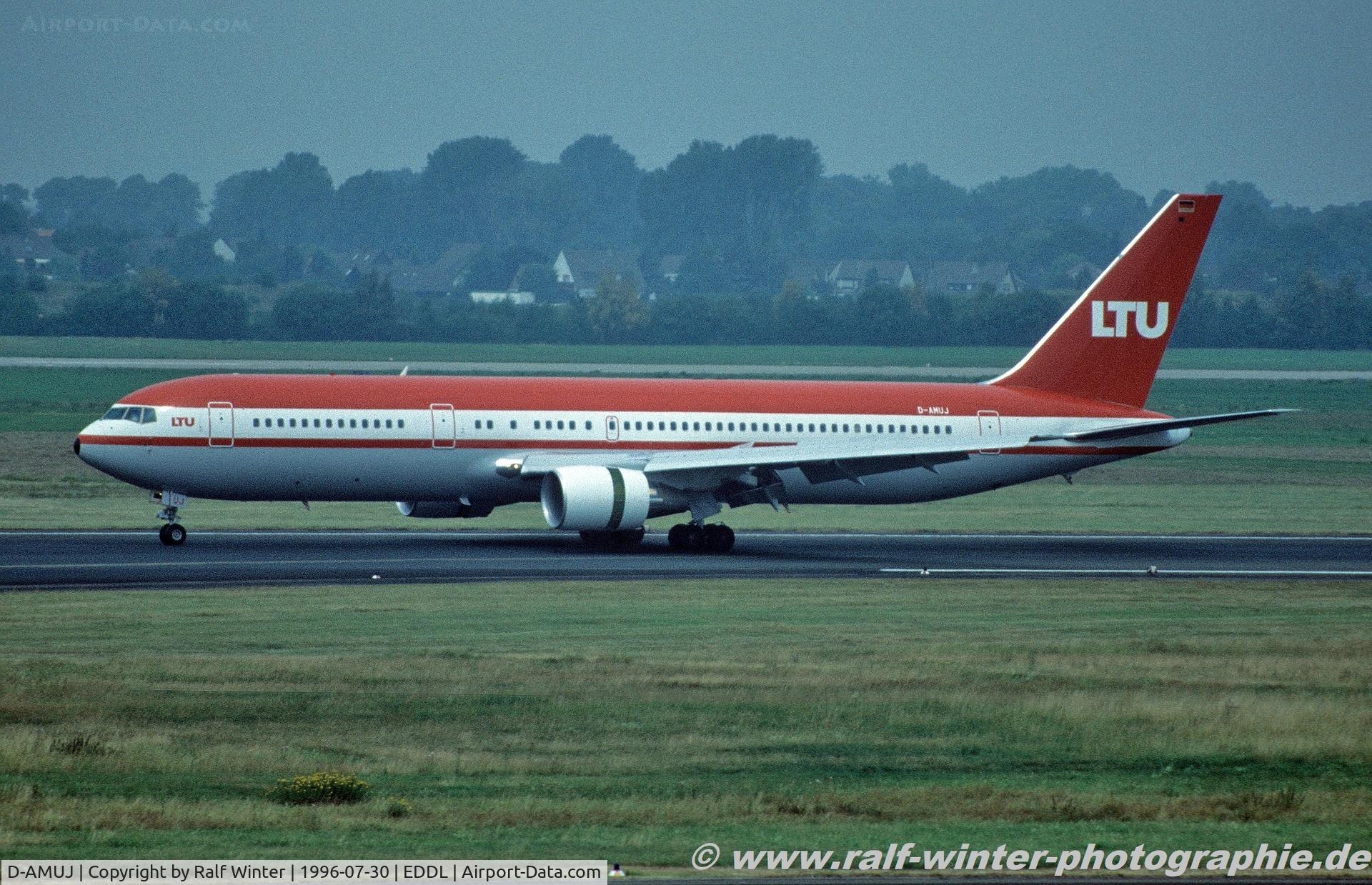 D-AMUJ, 1996 Boeing 767-3G5/ER C/N 28111, Boing 767-3G5ER - LTU - 28111 - D-AMUJ - 30.07.1996 - DUS