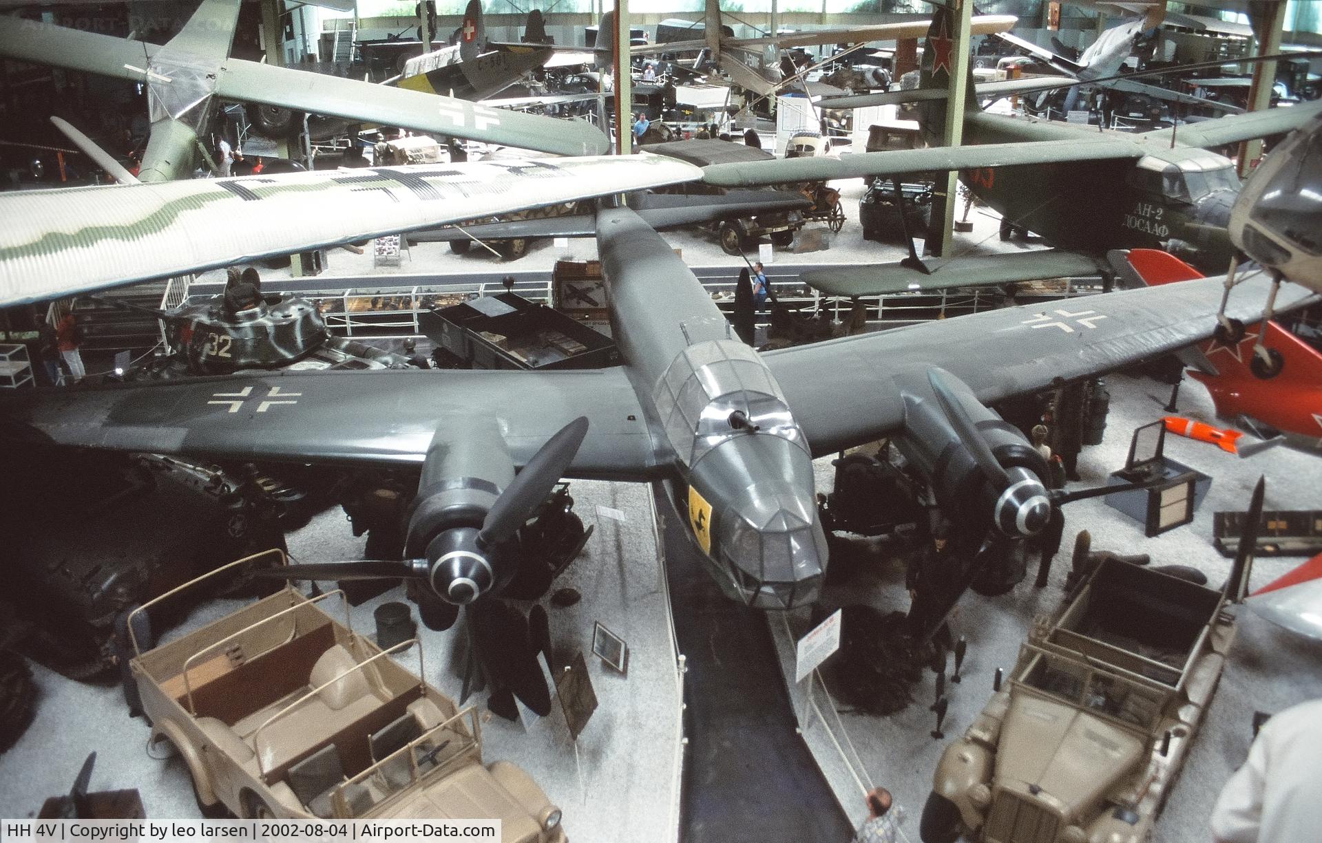 HH 4V, Junkers JU-88A-4 C/N 0881379, Sinsheim Museum 4.8.2002