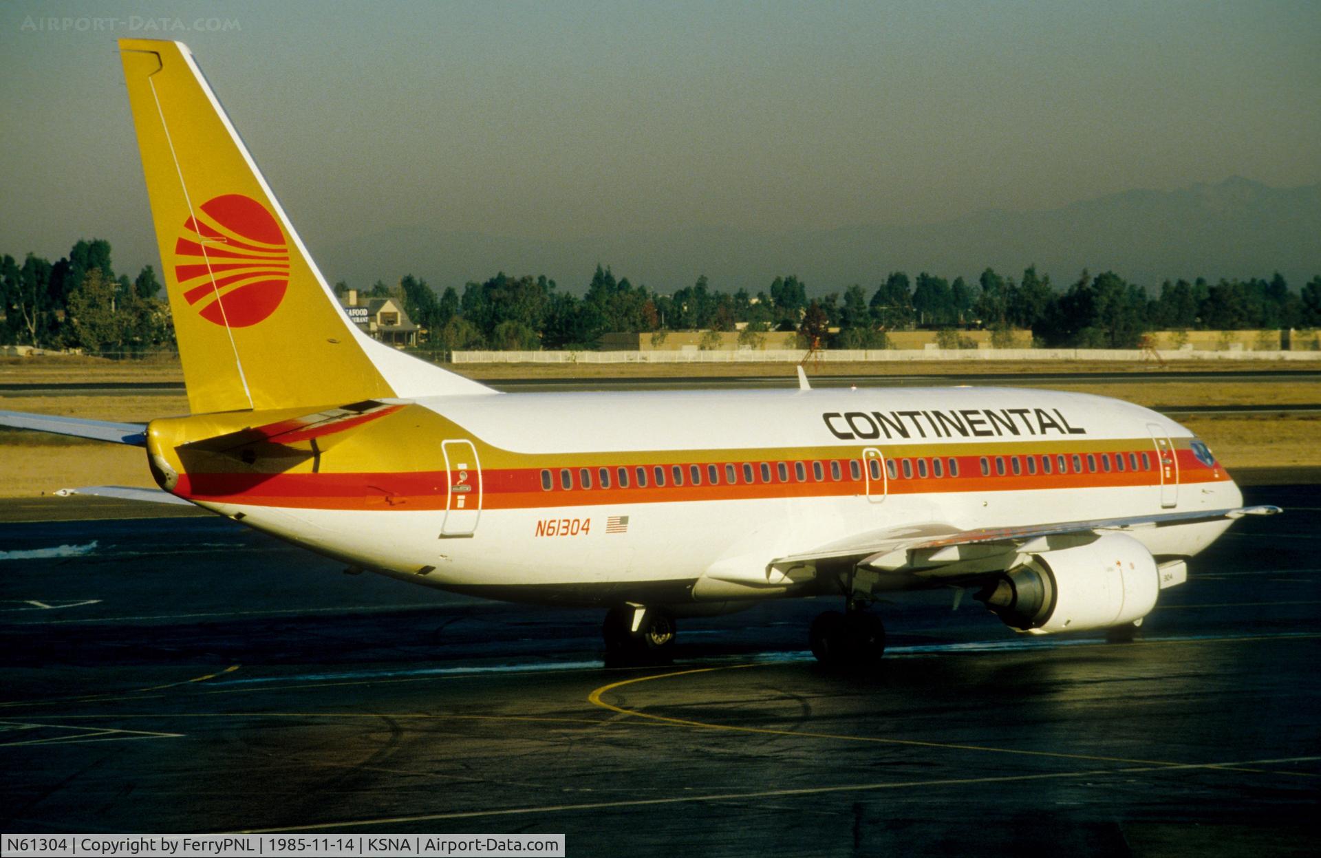 N61304, 1985 Boeing 737-3TO C/N 23355, Continental B733