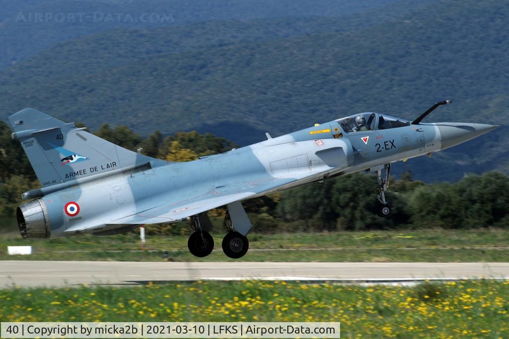 40, Dassault Mirage 2000-5F C/N 40, Landing