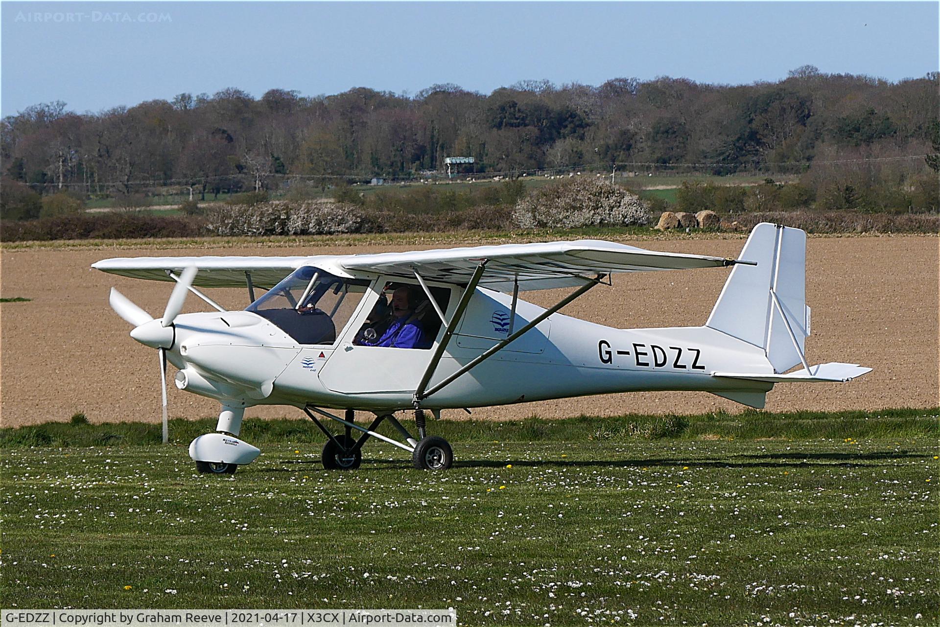 G-EDZZ, 2012 Comco Ikarus C42 FB100 Bravo C/N 1210-7228, Just landed at Norhtrepps.