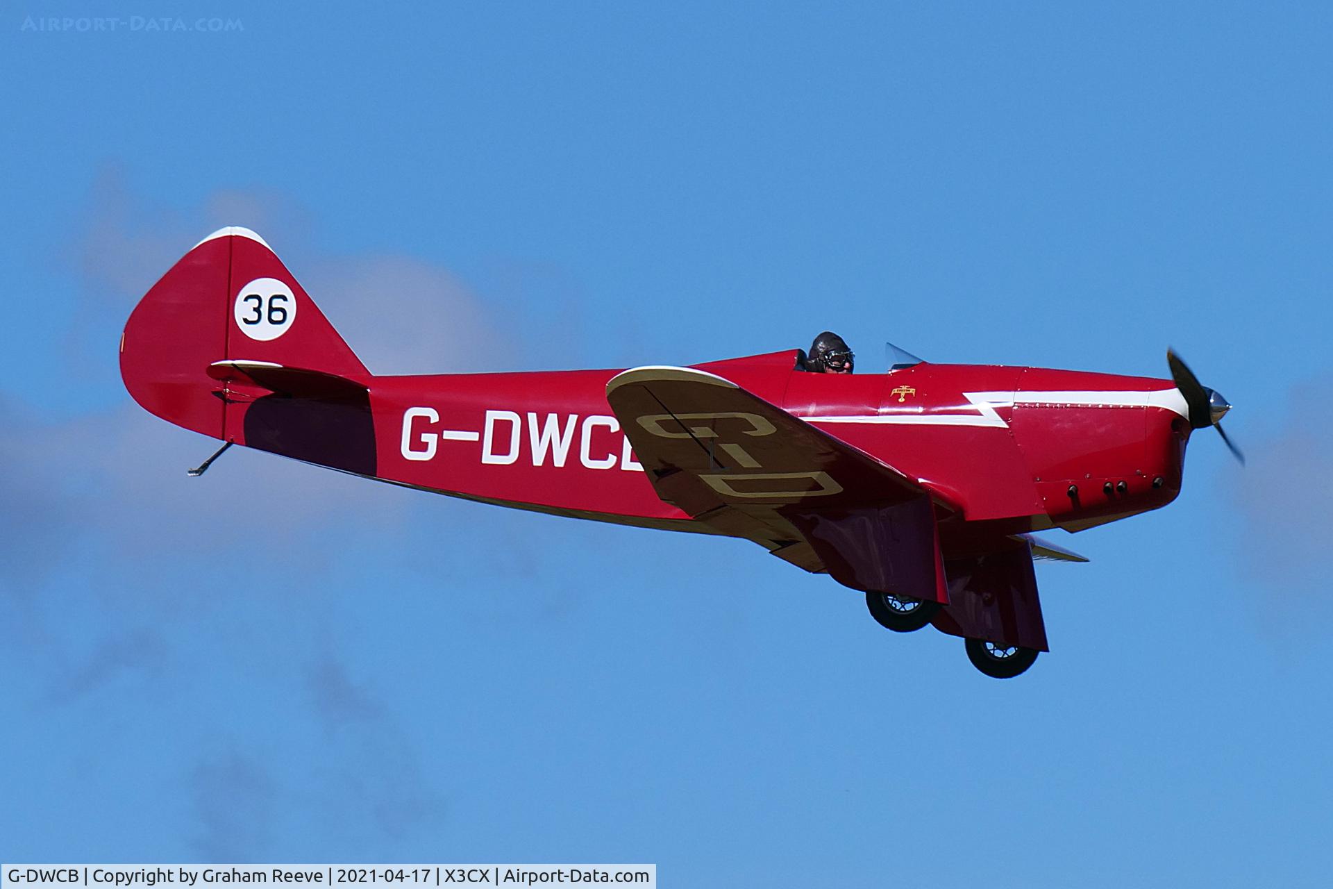 G-DWCB, 2015 Chilton DW1A C/N PFA 225-14454, Landing at Northrepps.