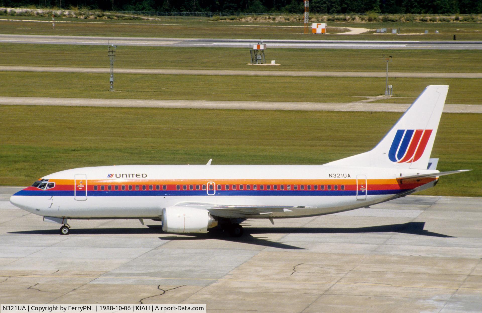 N321UA, 1988 Boeing 737-322 C/N 23953, United B733