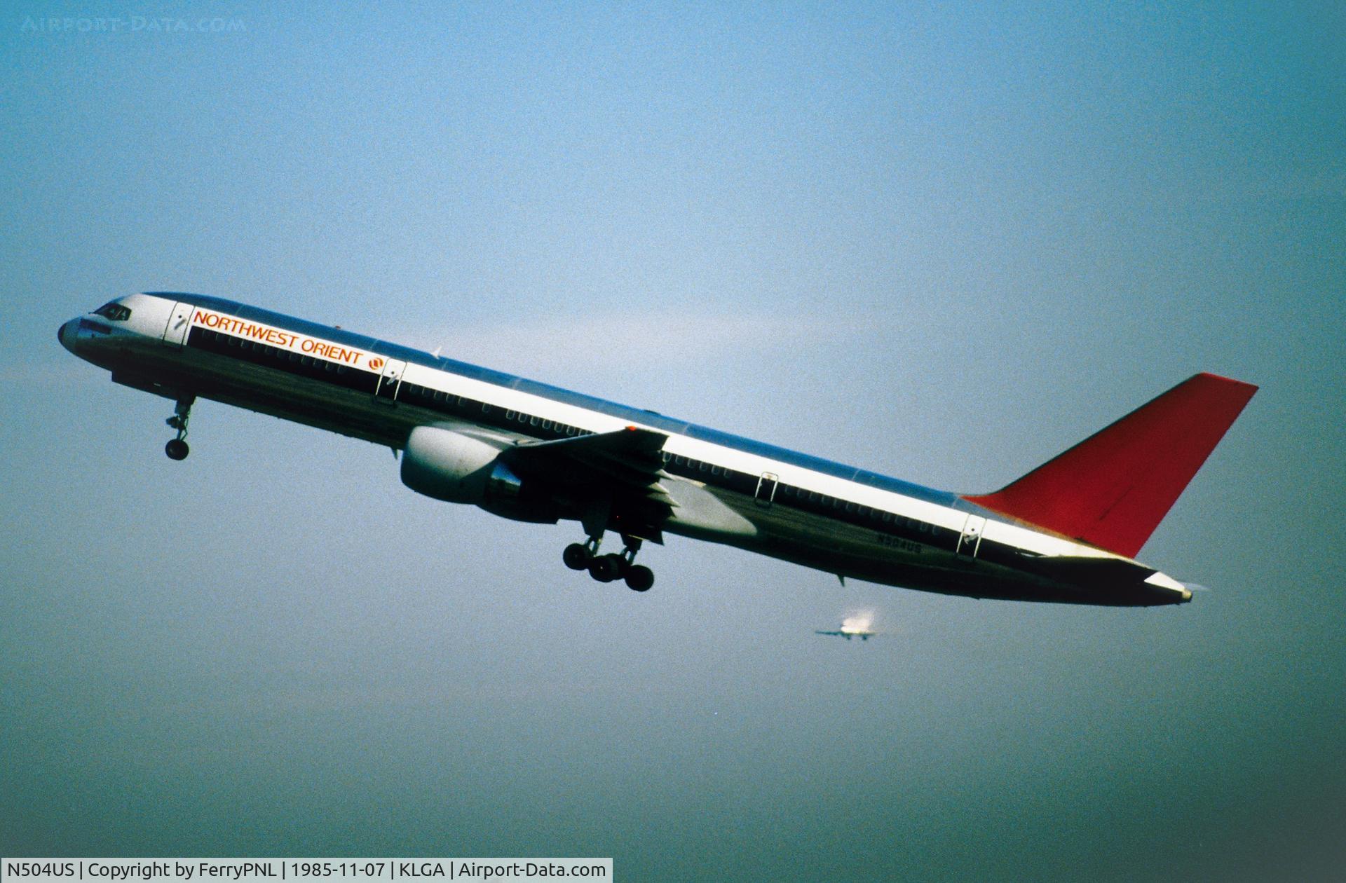N504US, 1987 Boeing 757-251 C/N 23193, Northwest Orient B752 taking-off