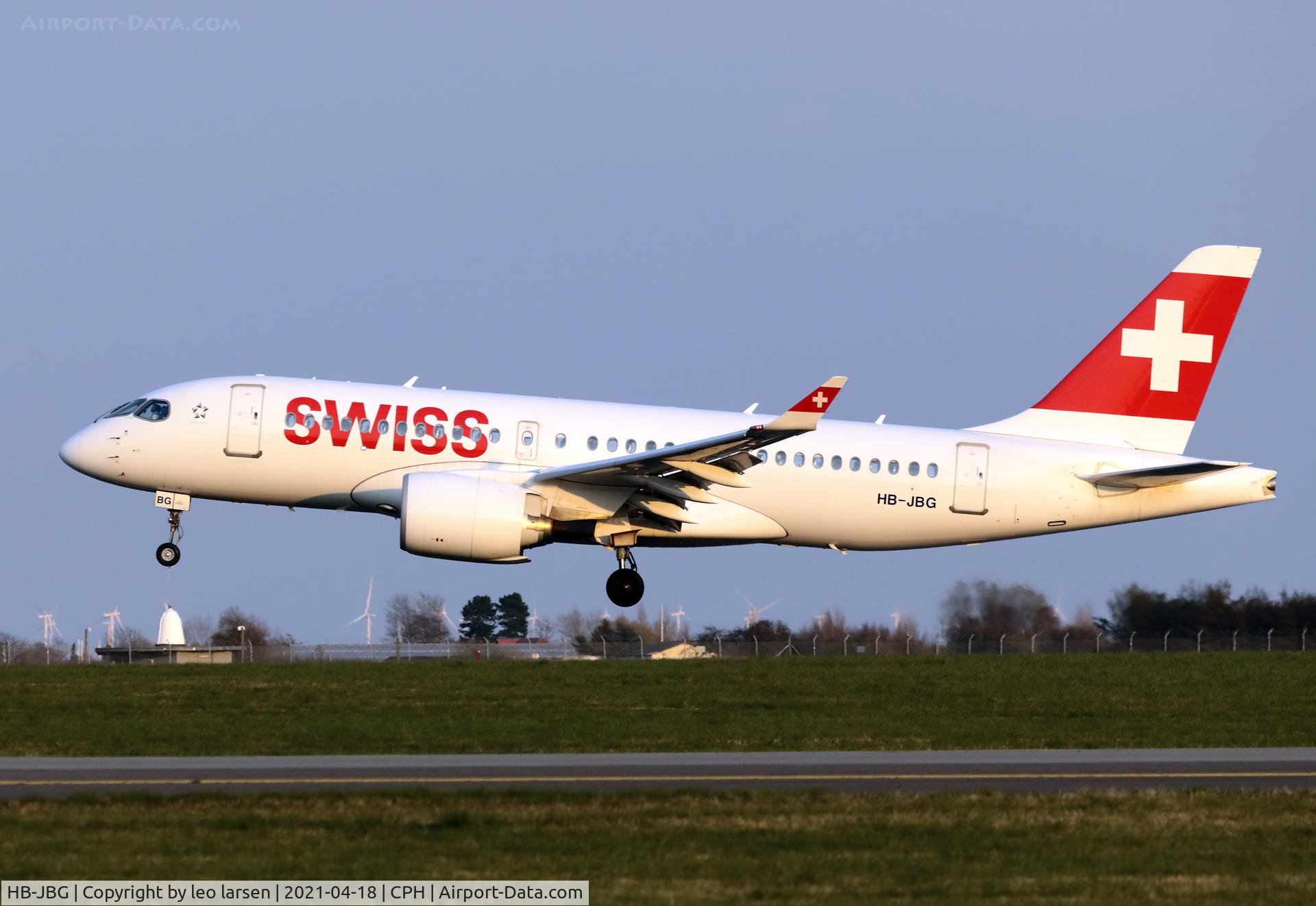 HB-JBG, 2017 Bombardier CSeries CS100 (BD-500-1A10) C/N 50016, Copenhagen 18.4.2021 L/D R-04L