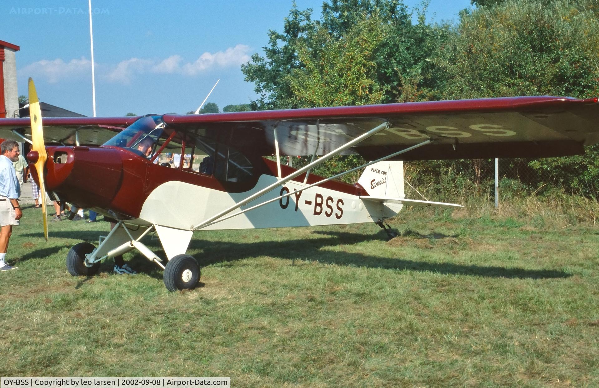 OY-BSS, 1949 Piper PA-11 Cub Special C/N 11-914, Avedøre 8.9.2002