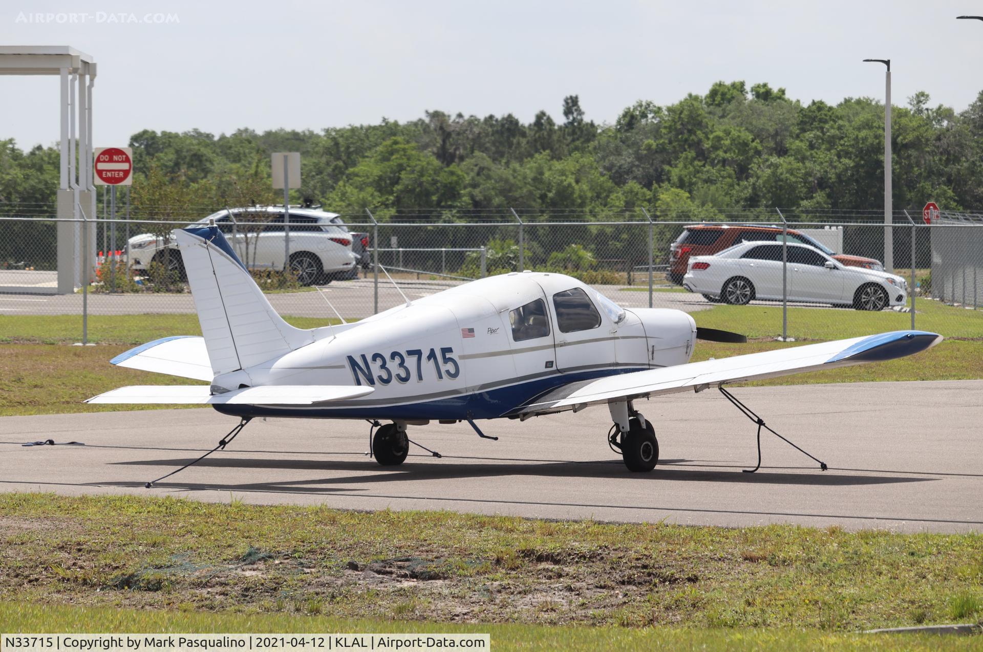 N33715, 1975 Piper PA-28-140 C/N 28-7525231, Piper PA-28-140