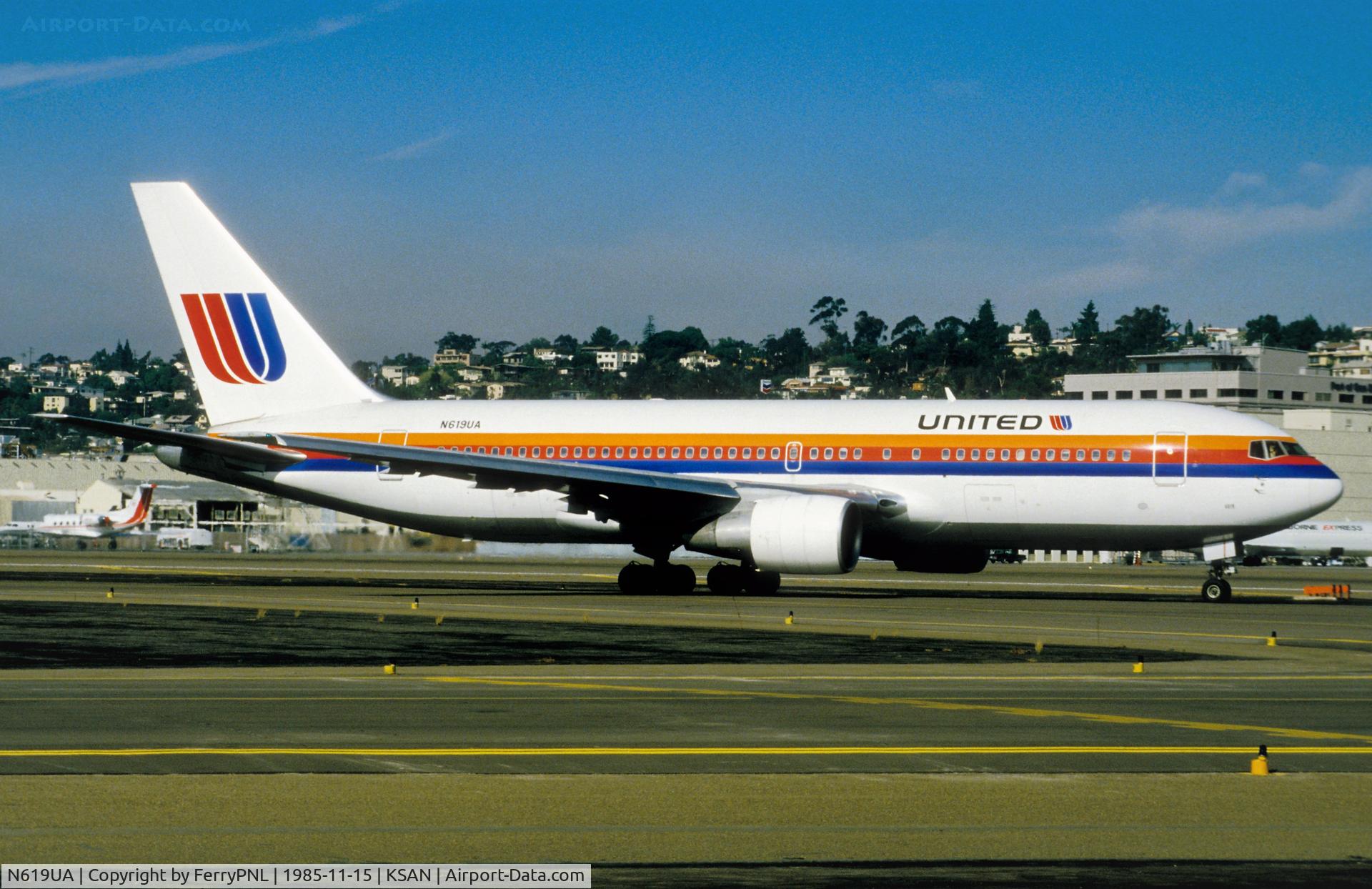 N619UA, 1983 Boeing 767-222 C/N 21879, United B762 for departure