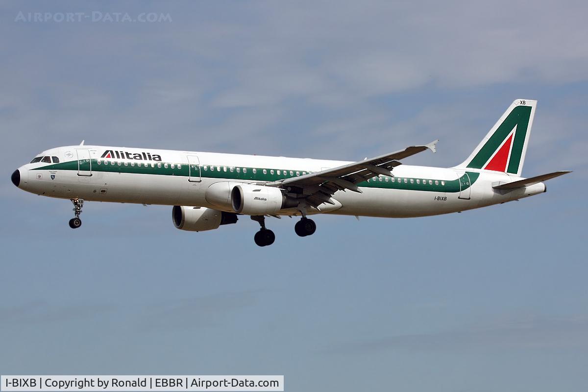 I-BIXB, 1995 Airbus A321-112 C/N 524, at bru