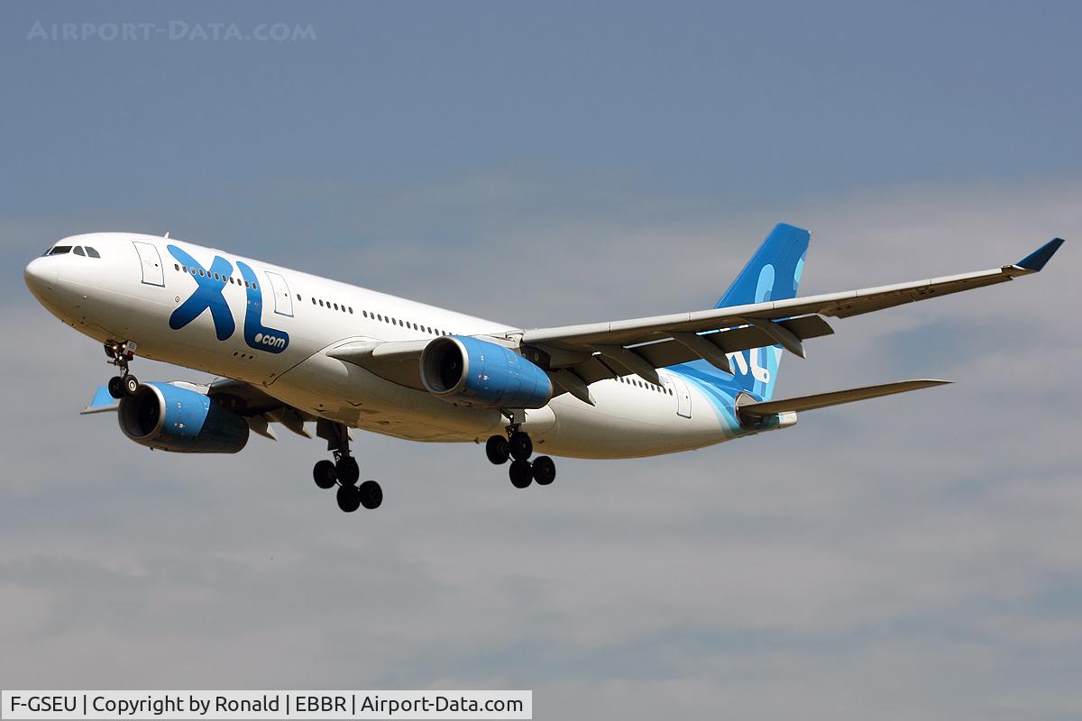 F-GSEU, 2004 Airbus A330-243 C/N 635, at bru