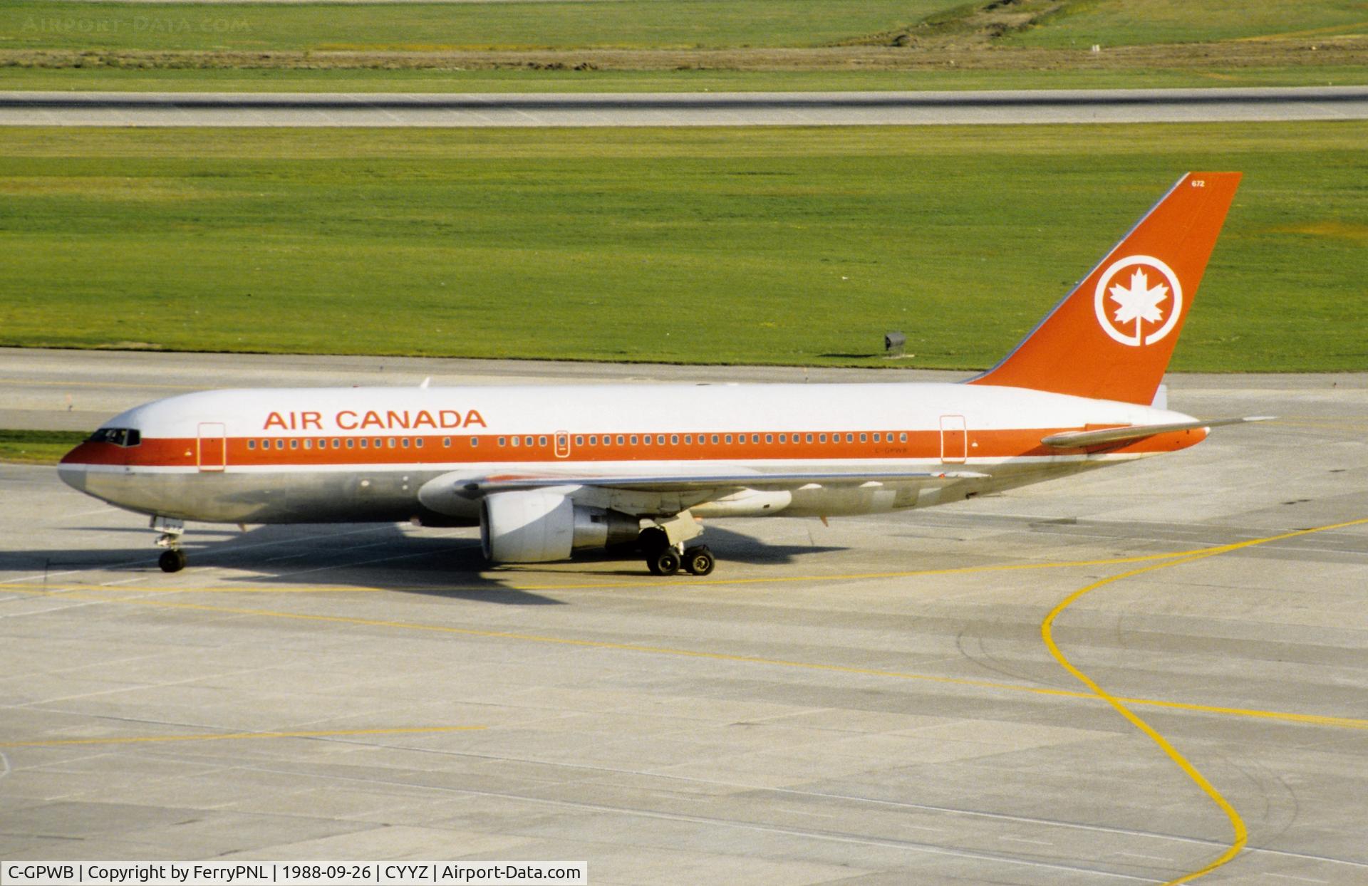 C-GPWB, 1983 Boeing 767-275 C/N 22684, Air Canada B762 taxiing past