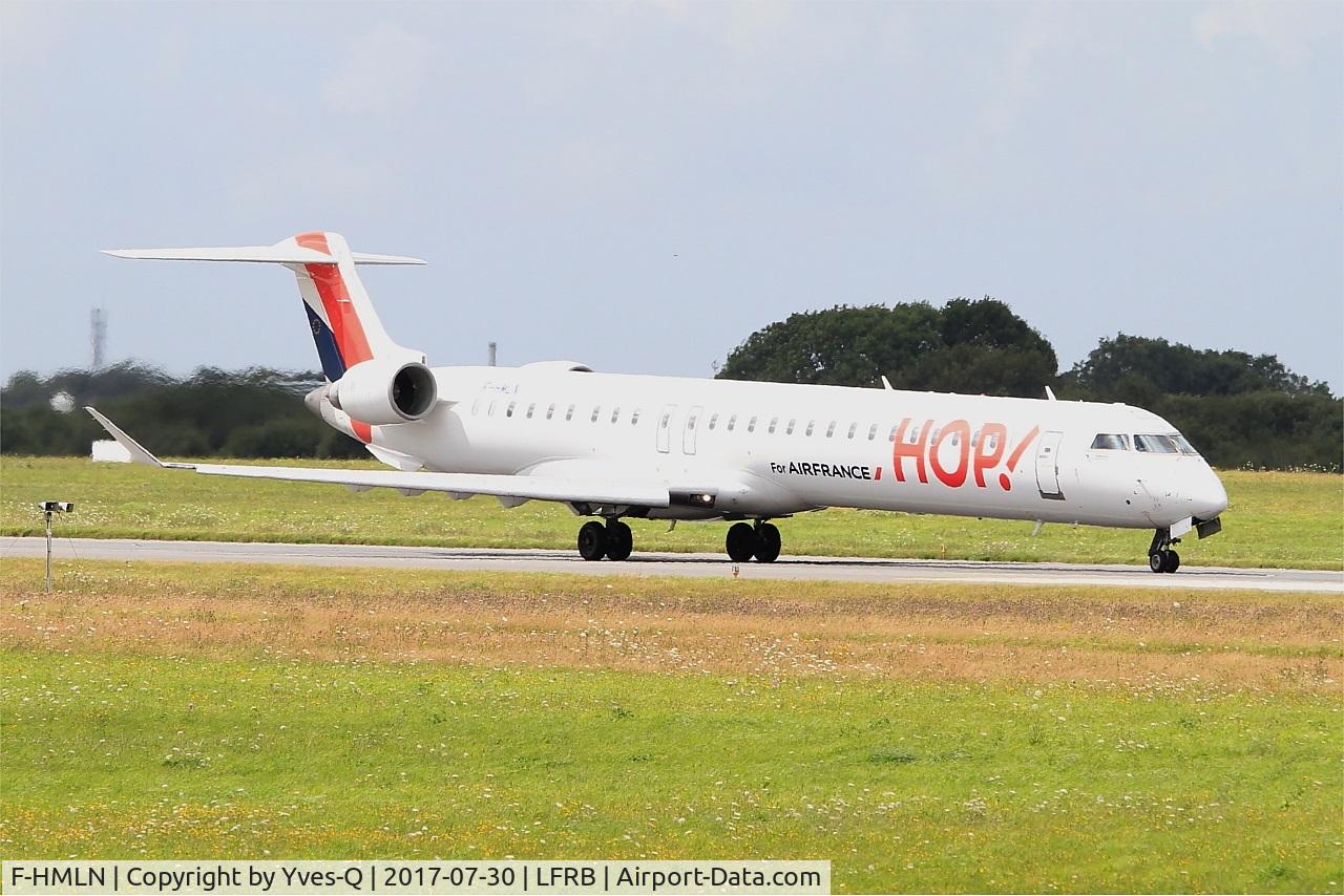 F-HMLN, 2012 Bombardier CRJ-1000EL NG (CL-600-2E25) C/N 19024, Bombardier CRJ-1000EL NG, Taxiing rwy 25L, Brest-Bretagne Airport (LFRB-BES)