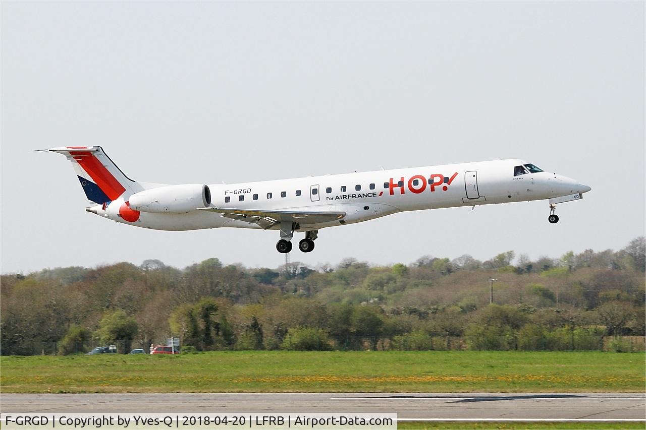 F-GRGD, 1998 Embraer EMB-145EU (ERJ-145EU) C/N 145043, Embraer ERJ-145EU, On final rwy 25L, Brest-Bretagne airport (LFRB-BES)