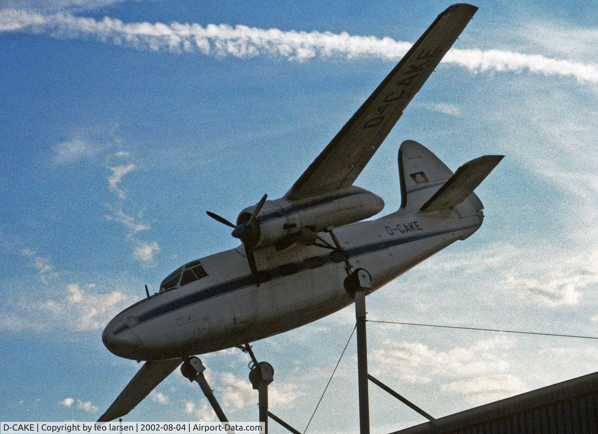 D-CAKE, Hunting Percival P-66 Pembroke C54 C/N PAC/66/93, Sinsheim Museum 4.8.2002