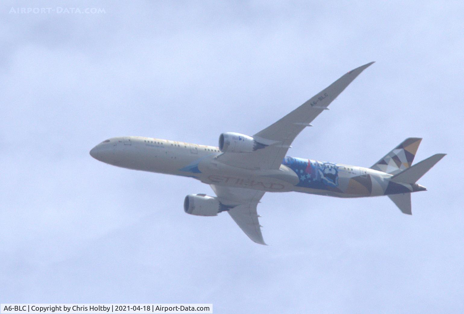 A6-BLC, 2015 Boeing 787-9 Dreamliner Dreamliner C/N 39648, Over Potters Bar, Herts