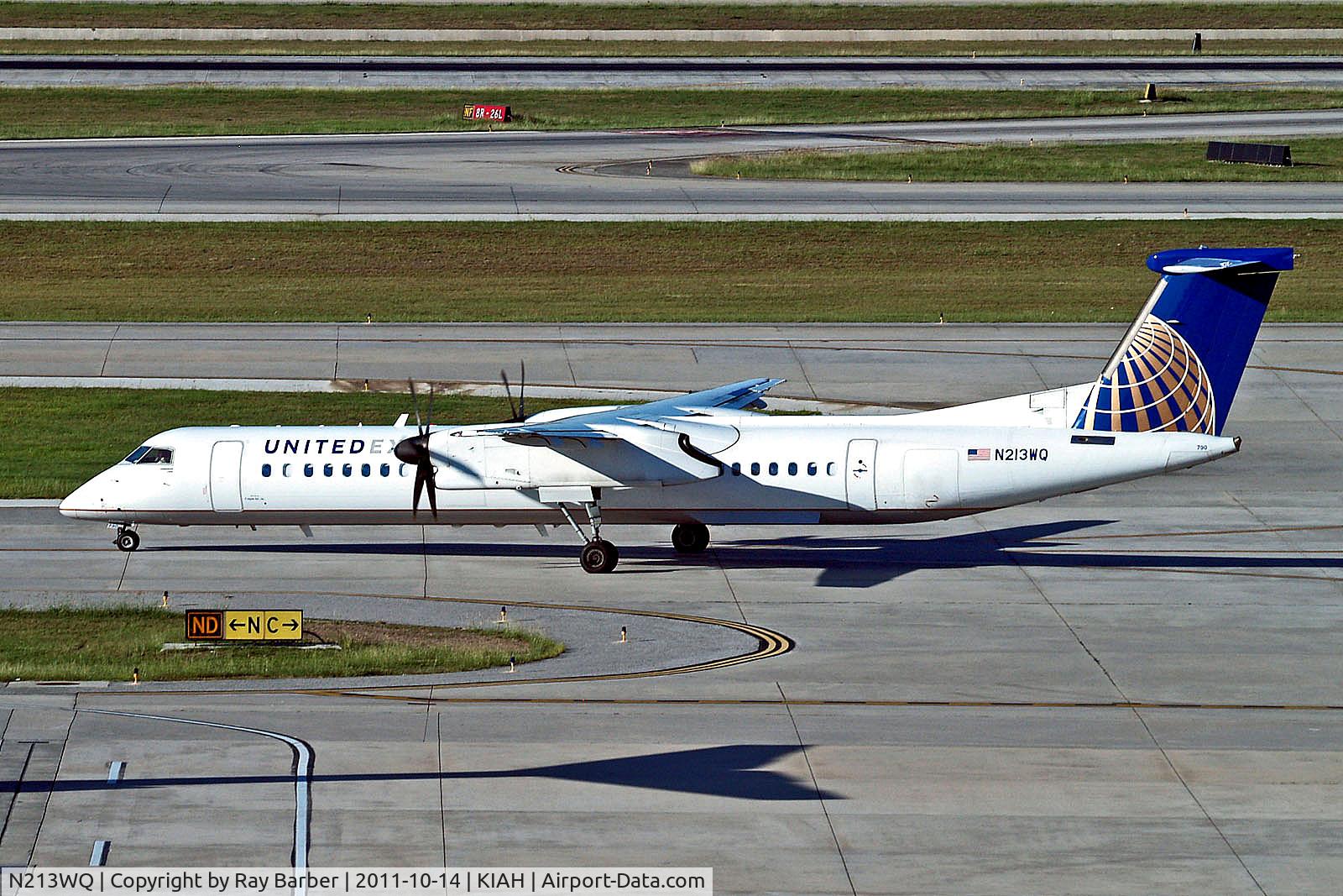 N213WQ, 2008 Bombardier DHC-8-402 Dash 8 C/N 4213, N213WQ   Bombardier DHC-8-402 Dash 8 [4213] (United Express) Houston-George Bush Intercontinental~N 14/10/2011