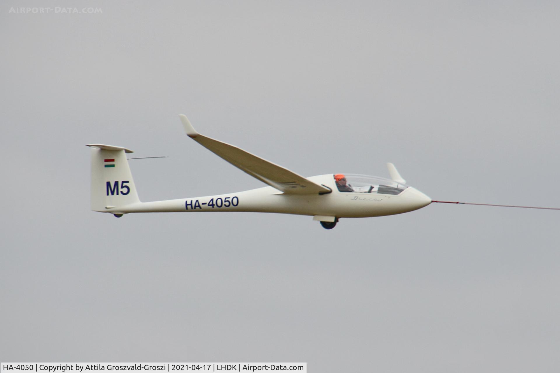 HA-4050, 1985 Schempp-Hirth Discus B C/N 21, LHDK . Dunakeszi Airport, Hungary