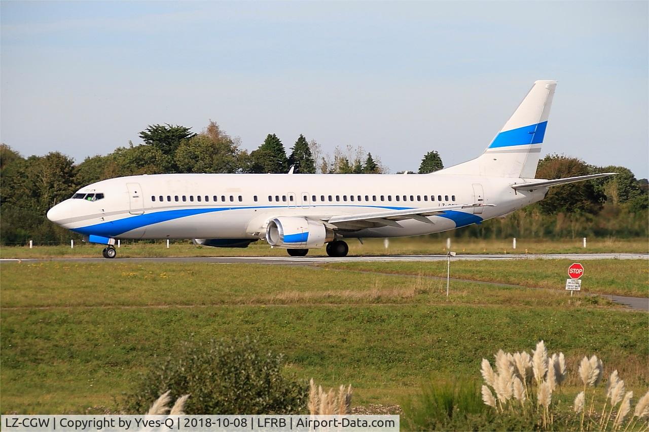 LZ-CGW, 1996 Boeing 737-46J C/N 28038, Boeing 737-46J, Take off run rwy 25L, Brest-Bretagne airport (LFRB-BES)