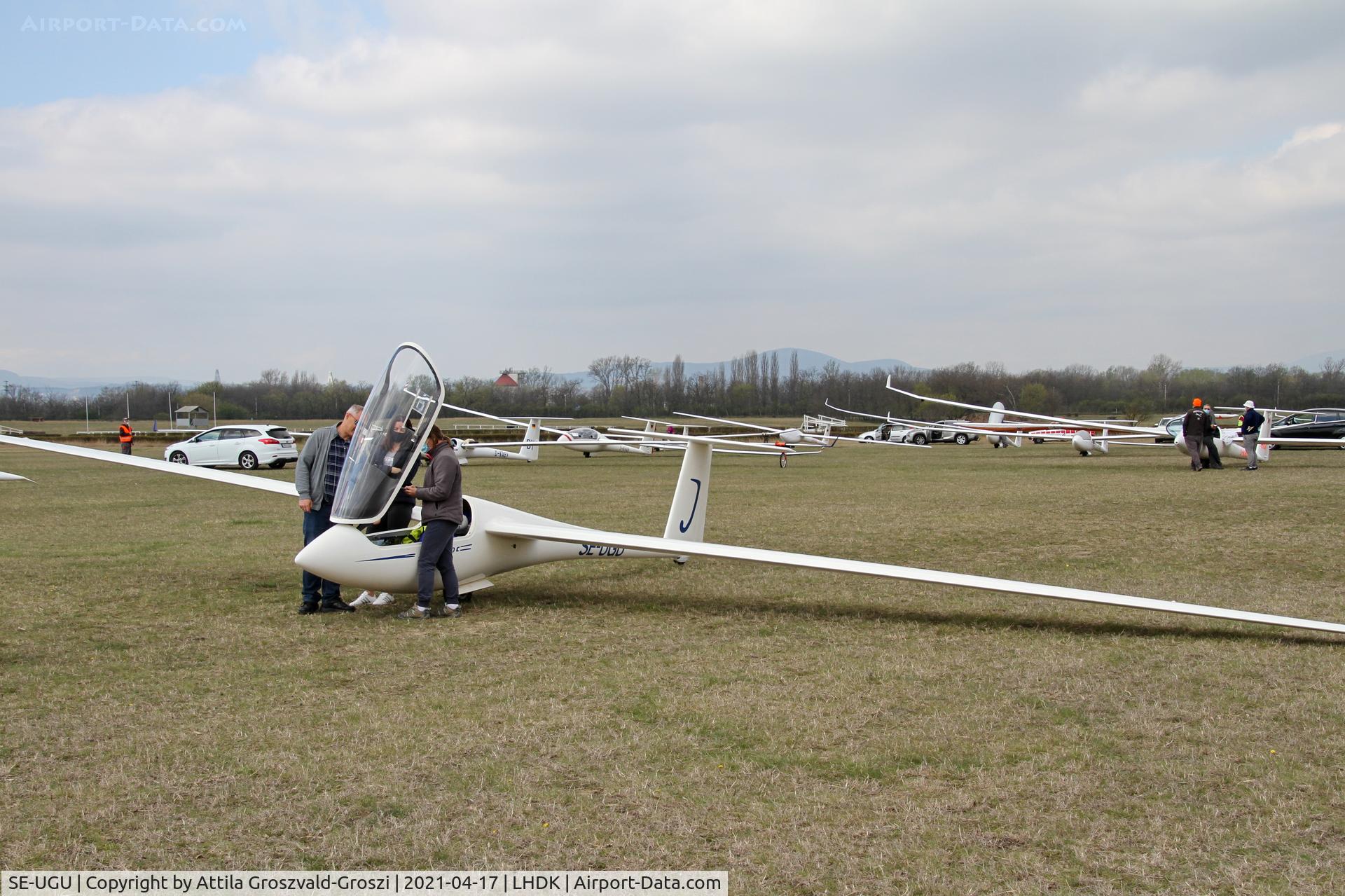 SE-UGU, Schleicher ASW-20C C/N 20745, LHDK . Dunakeszi Airport, Hungary