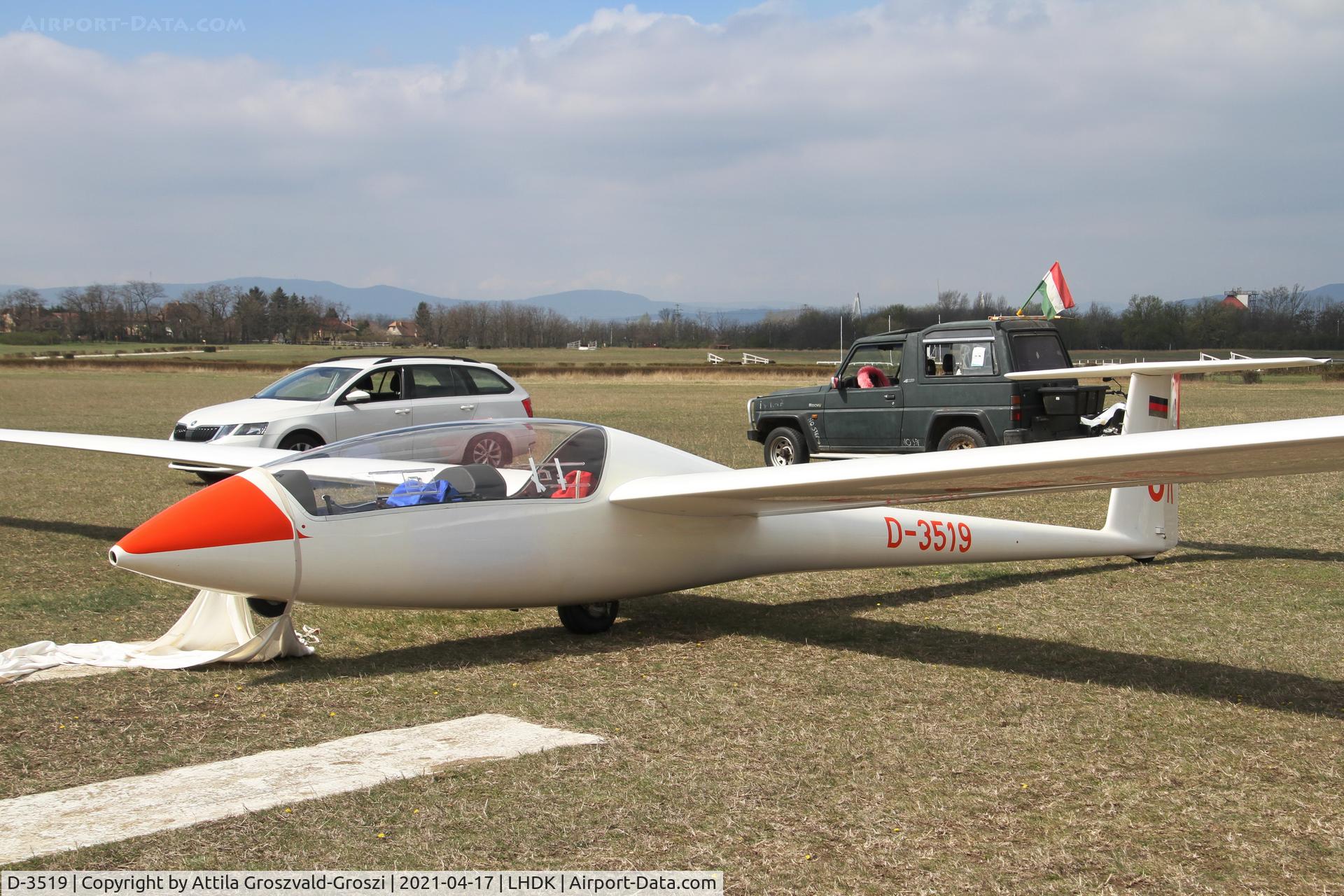 D-3519, 1982 Schempp-Hirth Janus C C/N 148, LHDK . Dunakeszi Airport, Hungary