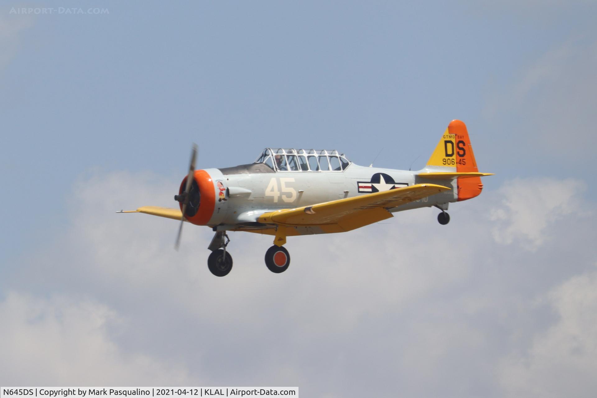 N645DS, 1944 North American SNJ-5 Texan Texan C/N 88-17678, North American SNJ-5
