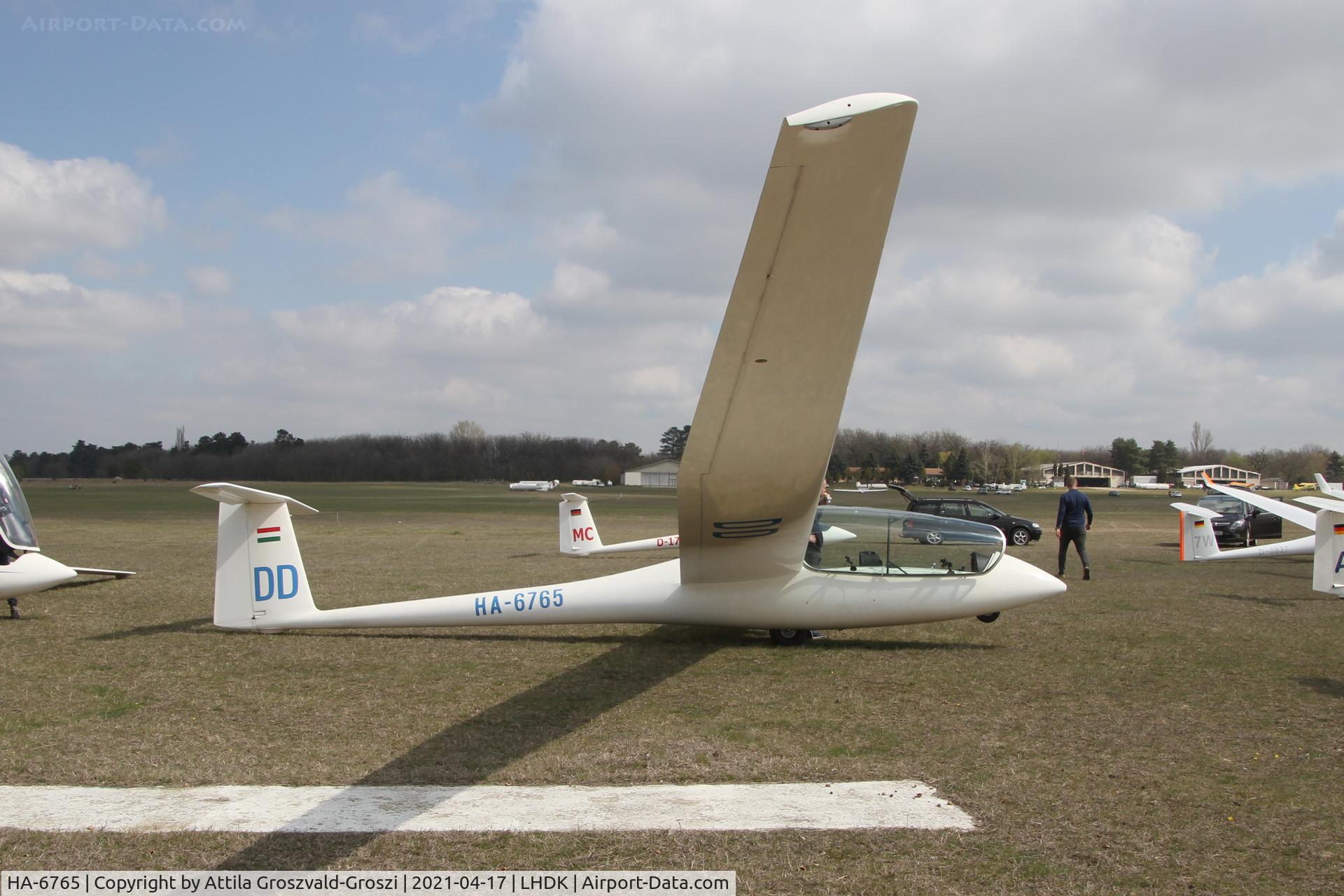 HA-6765, Schempp-Hirth HS-6 Janus C C/N 127, LHDK . Dunakeszi Airport, Hungary