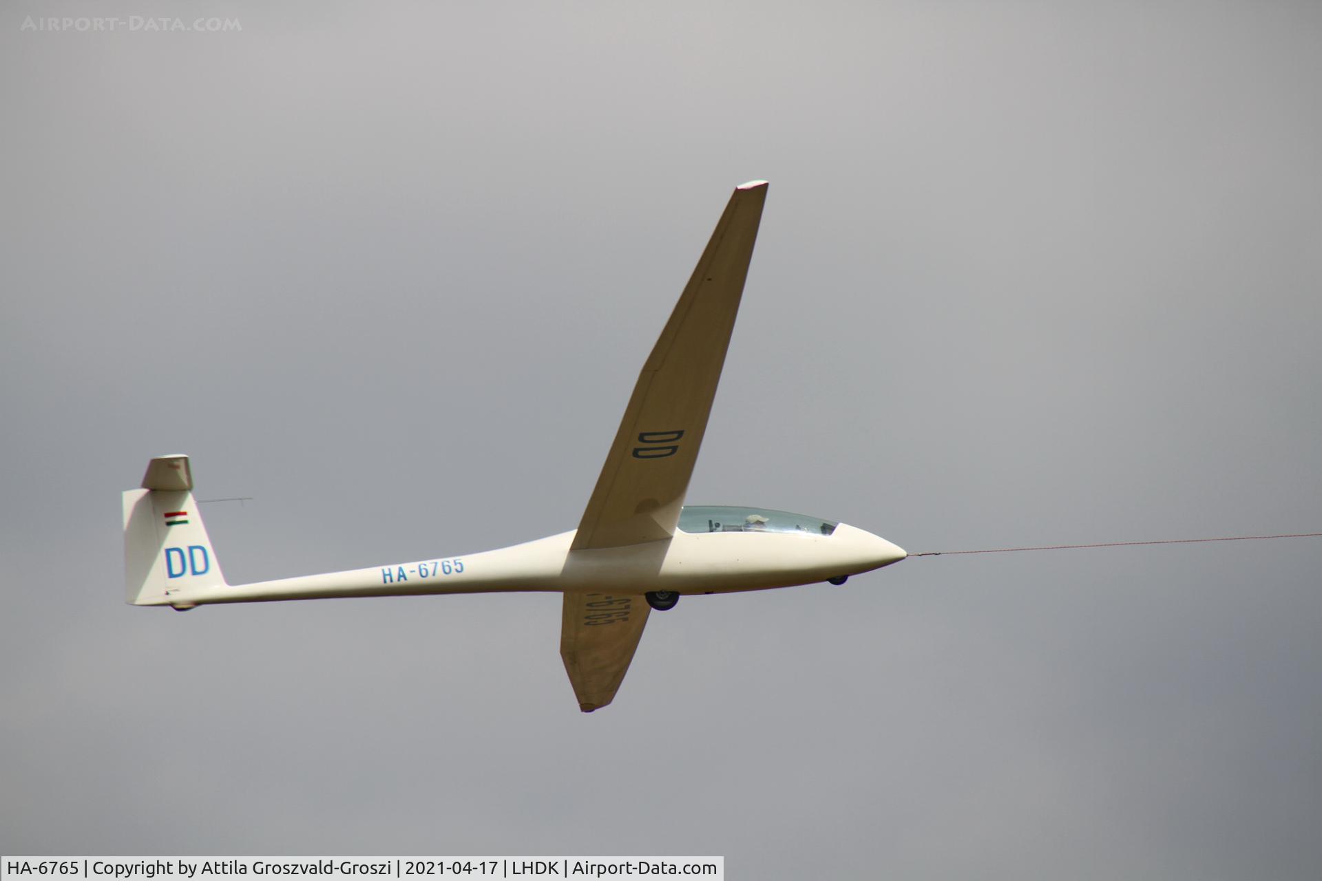 HA-6765, Schempp-Hirth HS-6 Janus C C/N 127, LHDK . Dunakeszi Airport, Hungary