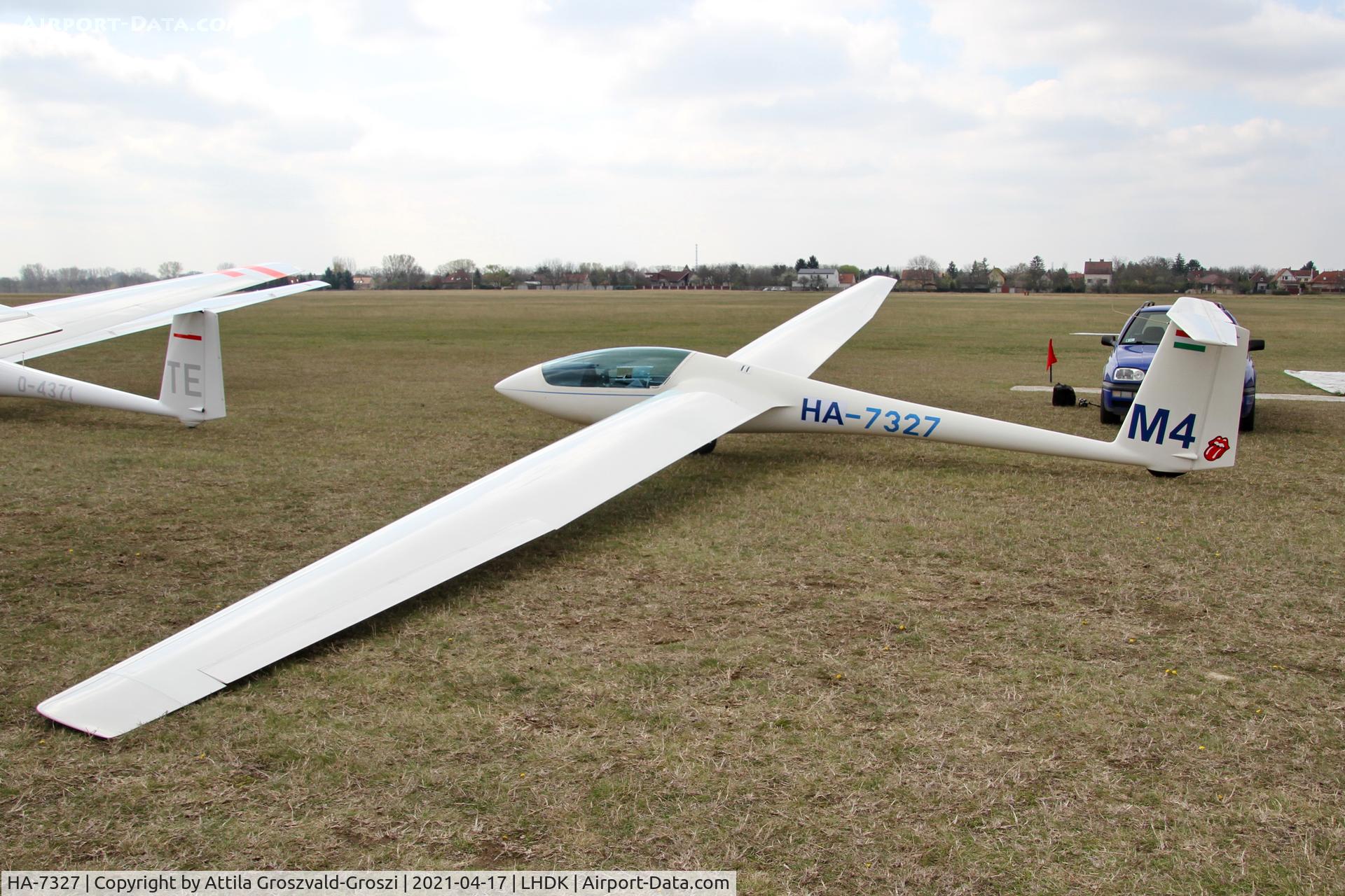 HA-7327, 1979 Schleicher ASW-19B C/N 19355, LHDK . Dunakeszi Airport, Hungary