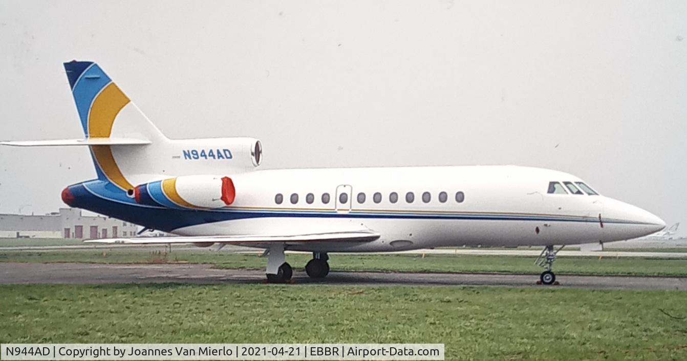 N944AD, Dassault Falcon 900 C/N 017, scan from slide