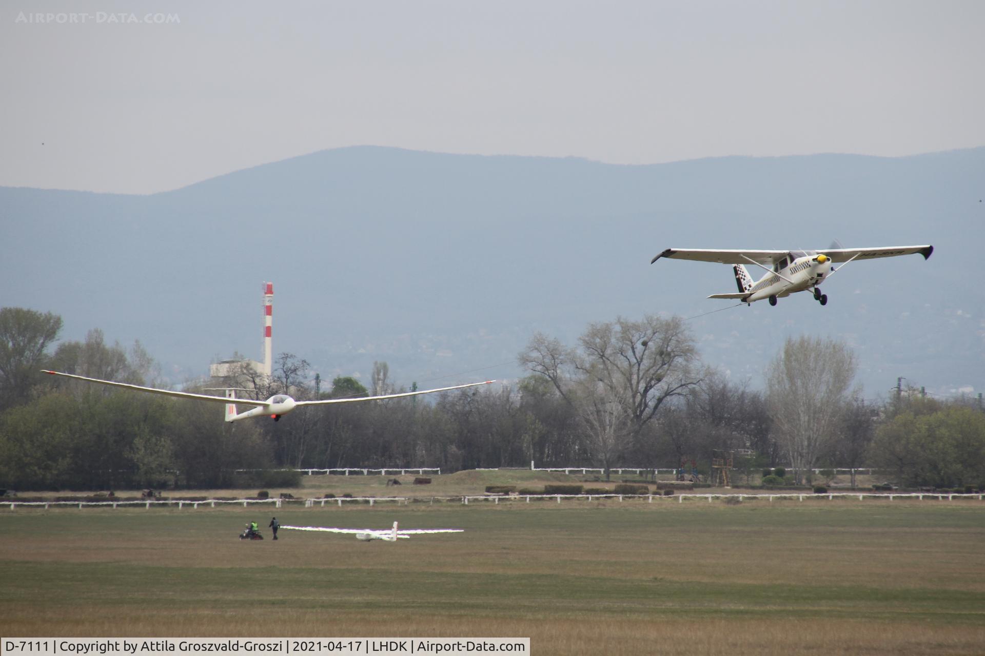 D-7111, Schempp-Hirth Nimbus 2 C/N 21, LHDK . Dunakeszi Airport, Hungary