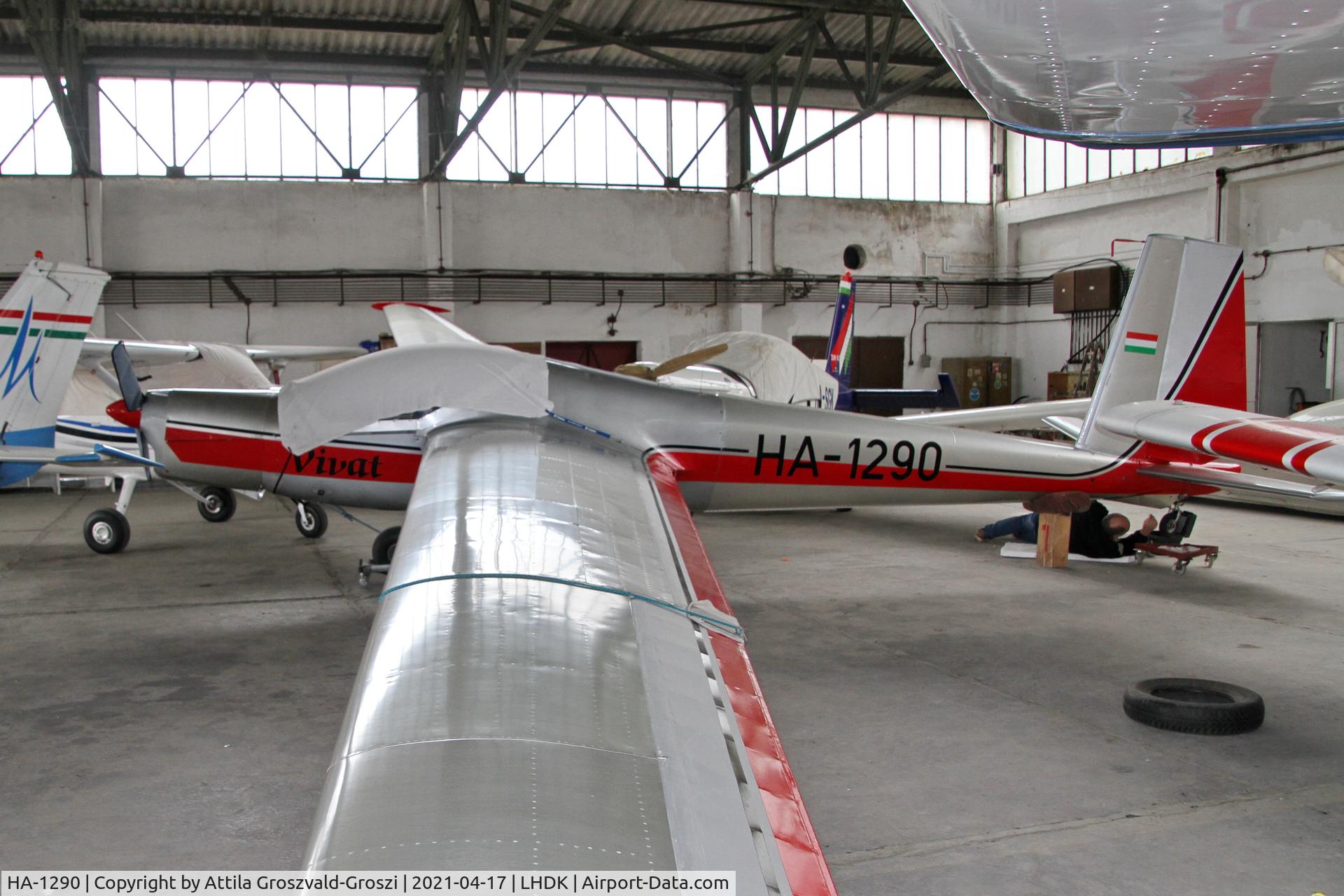 HA-1290, 1985 Let L-13SW Vivat C/N 850106, LHDK . Dunakeszi Airport, Hungary