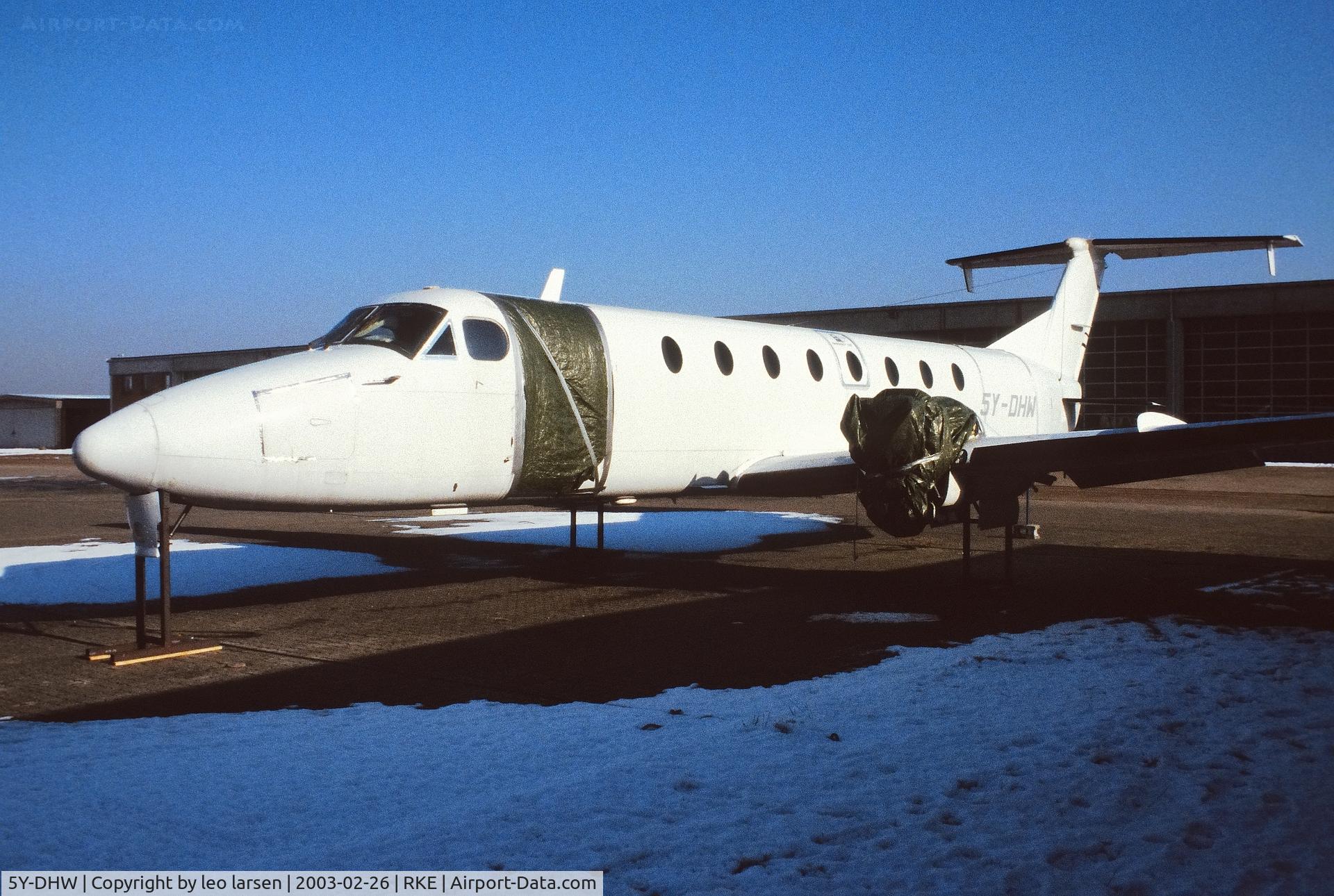 5Y-DHW, 1984 Beech 1900C Airliner C/N UB-4, Roskilde 26.2.2003