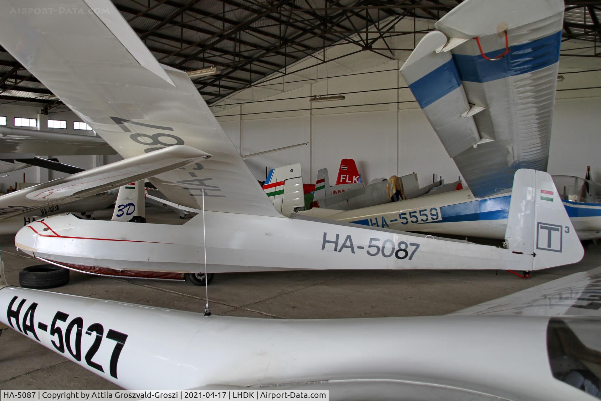 HA-5087, 1960 Schleicher Ka-7 Rhonadler C/N 211, LHDK . Dunakeszi Airport, Hungary