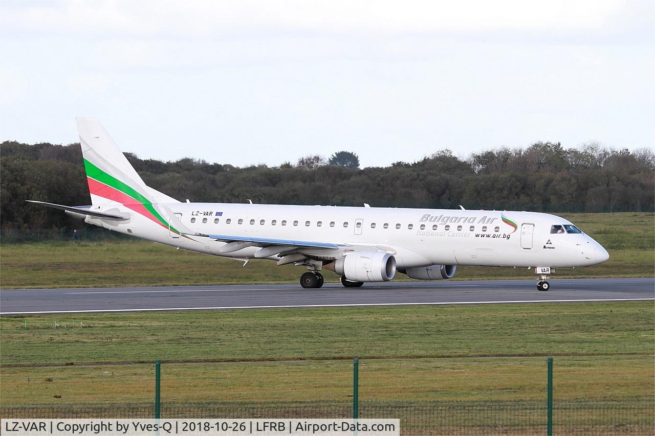 LZ-VAR, 2012 Embraer 190AR (ERJ-190-100IGW) C/N 19000496, Embraer 190AR, U-Turn rwy 07R, Brest-Guipavas Airport (LFRB-BES)