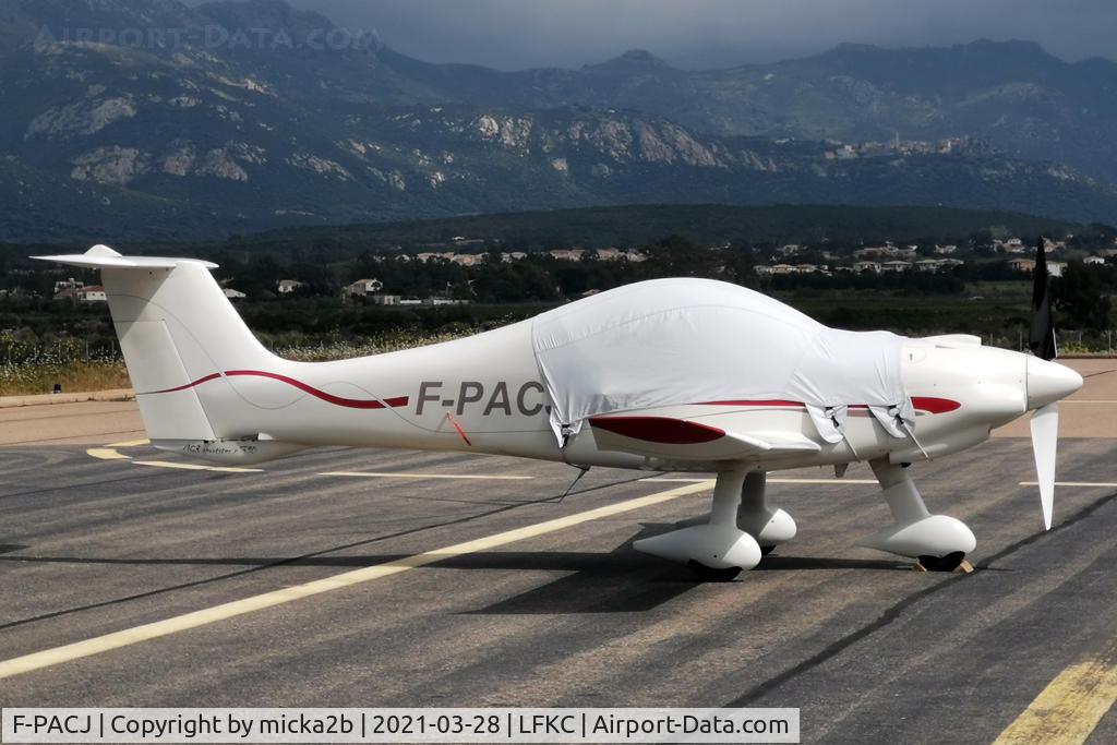 F-PACJ, Dyn'Aero MCR Sportster C/N 390, Parked