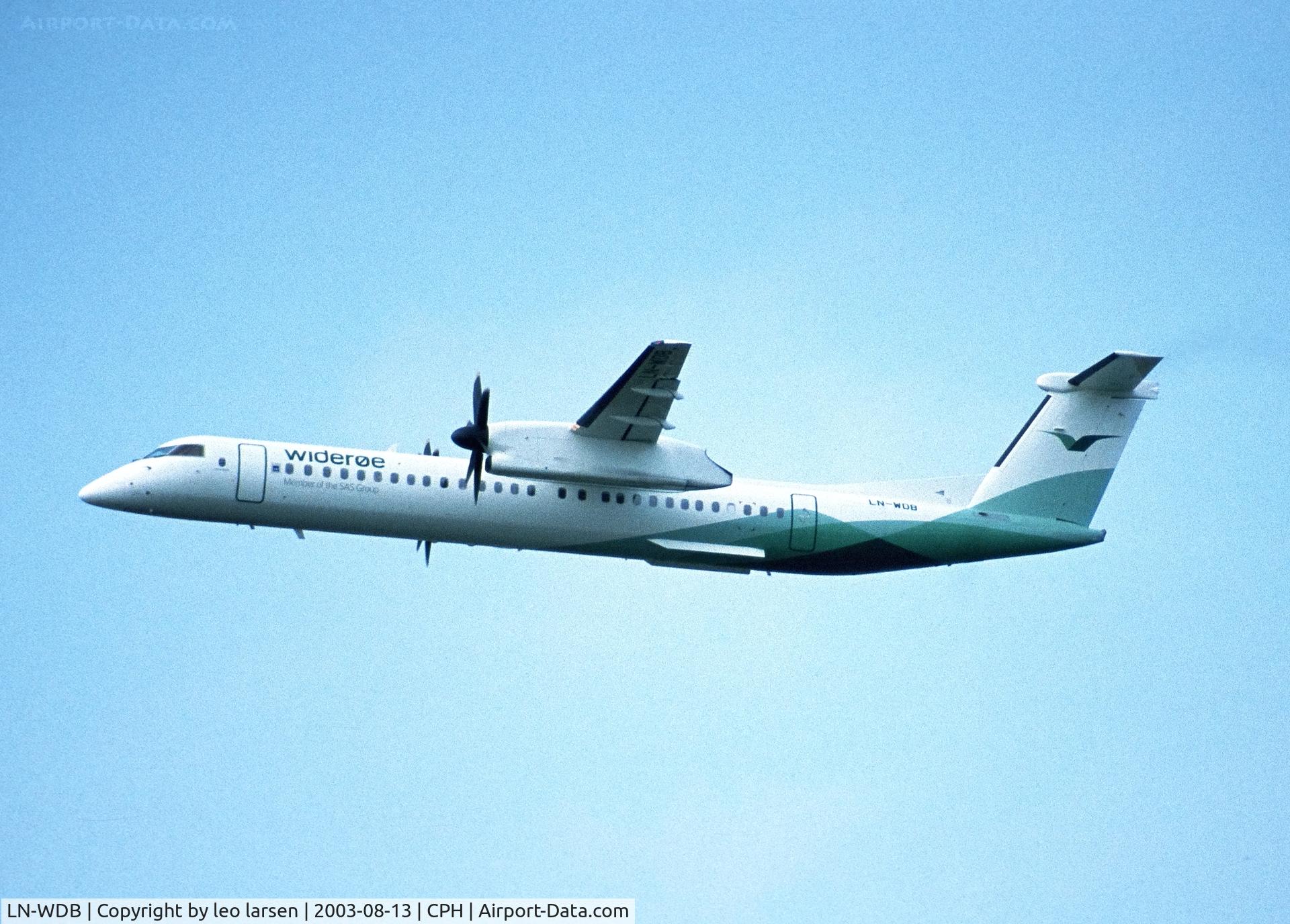 LN-WDB, 2002 De Havilland Canada DHC-8-402Q Dash 8 C/N 4070, Copenhagen 13.8.2003