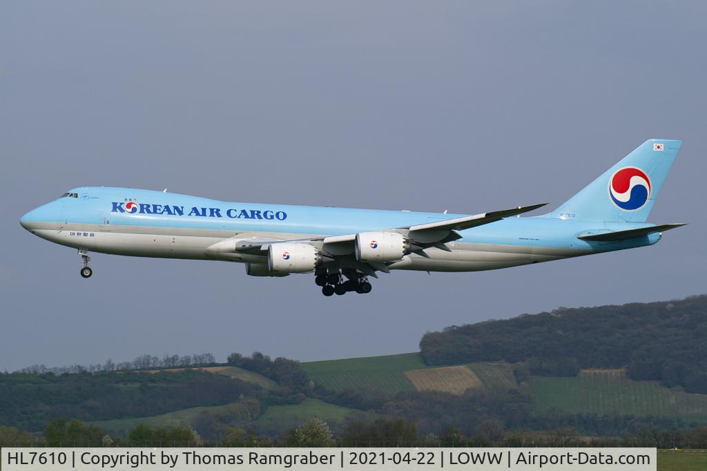 HL7610, 2012 Boeing 747-8HT/F C/N 37133, Korean Air Cargo Boeing 747-8HT(F)