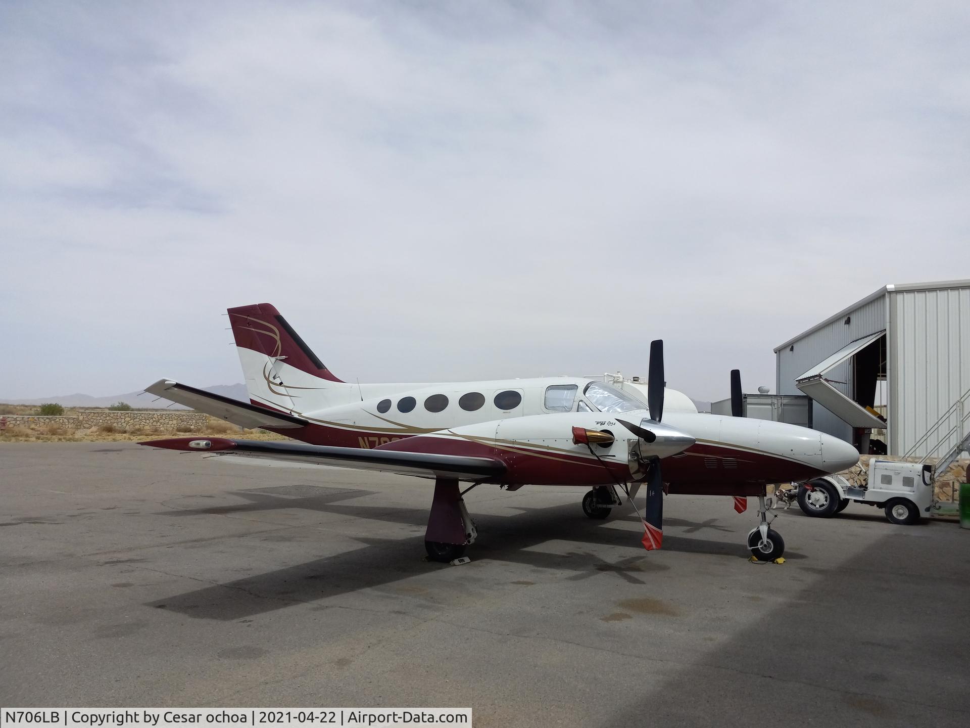 N706LB, 1981 Cessna 425 C/N 4250033, Conquest at Santa Teresa  N.M