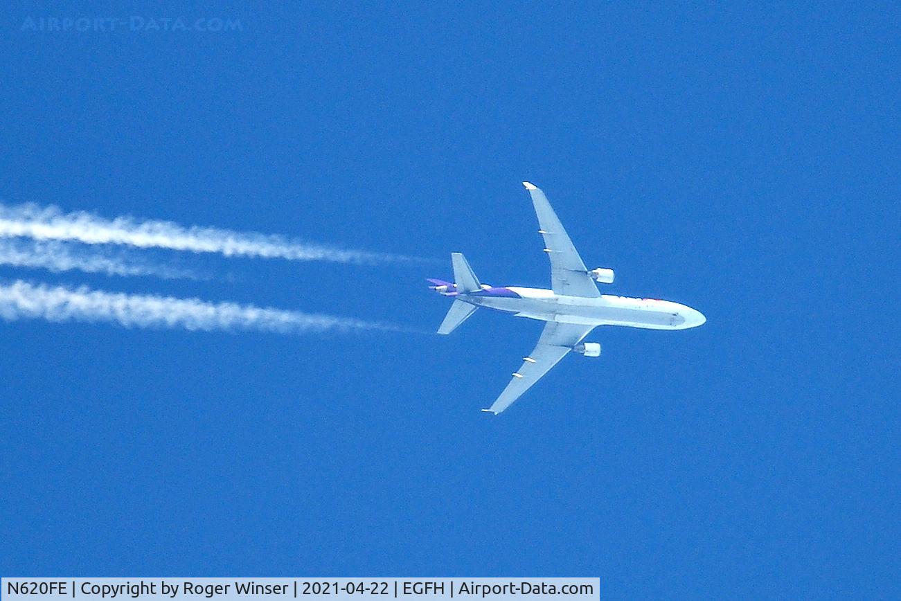 N620FE, 1999 McDonnell Douglas MD-11F C/N 48791, OTT. FedEx trijet eastbound at 31000 feet.