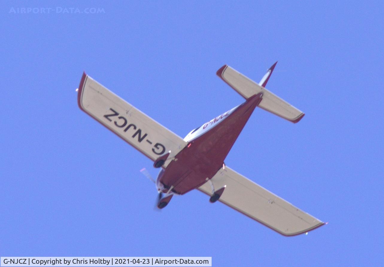 G-NJCZ, 2010 SportCruiser (PiperSport) Piper Sport C/N P1001087, Flyover at Ware, Herts