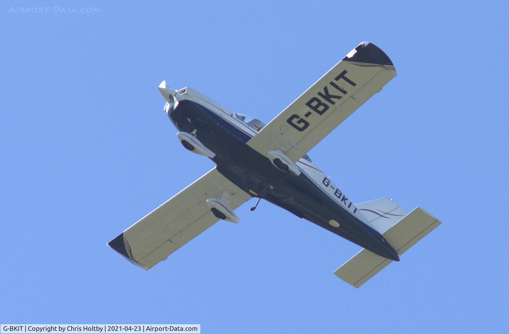 G-BKIT, 1983 Socata TB-9 Tampico C/N 330, Over Ware, Herts